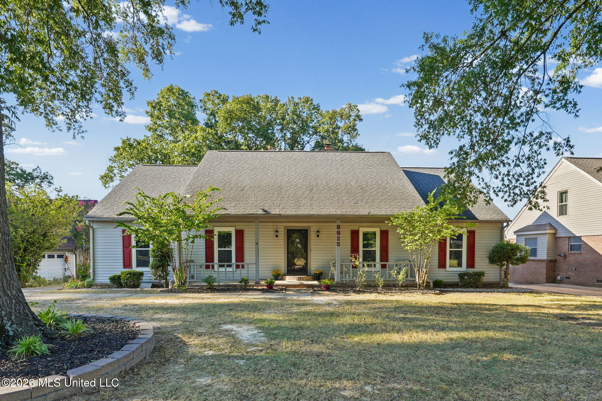 8825 Cypress Cove — photo