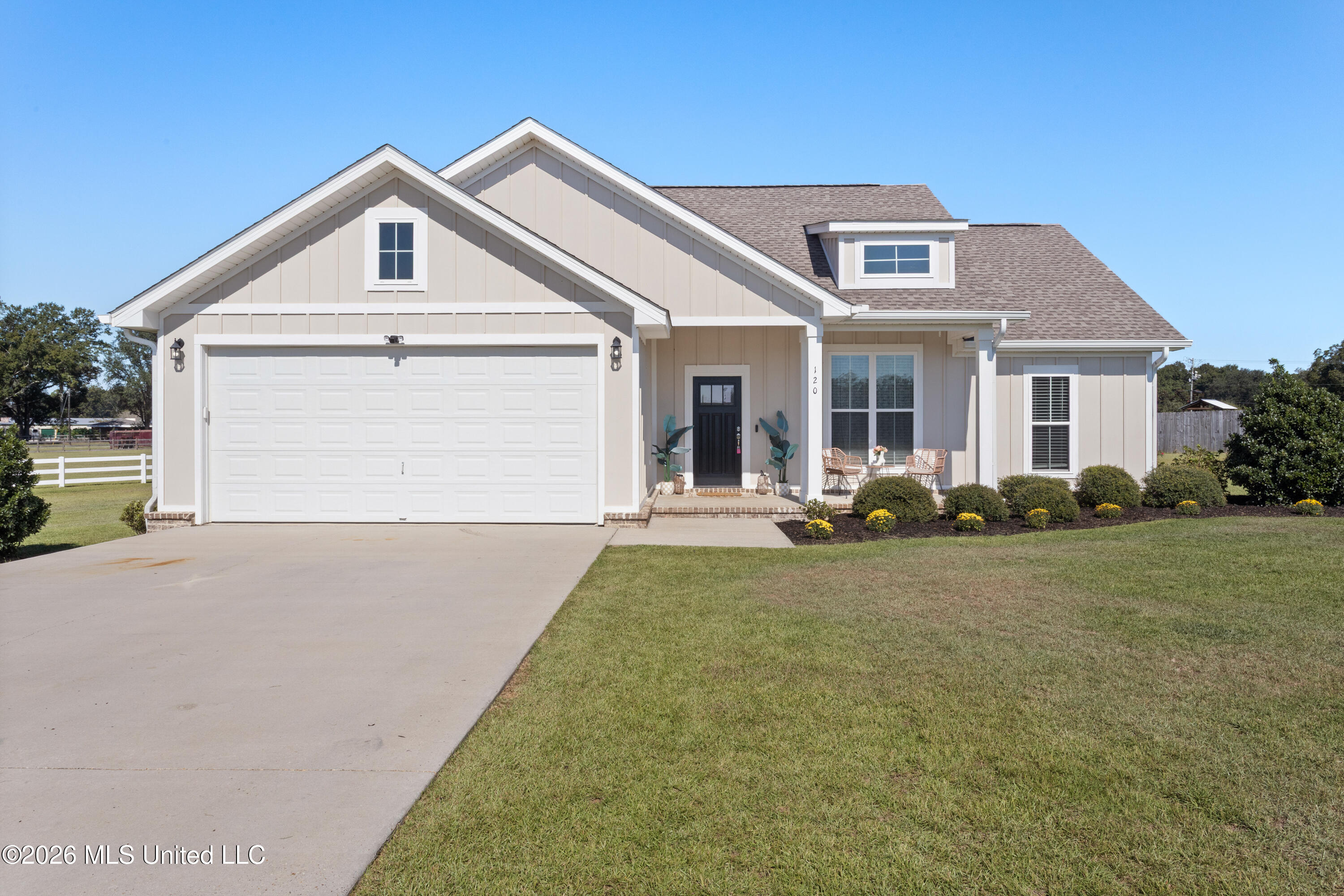 120 Magnolia Farms Drive — photo