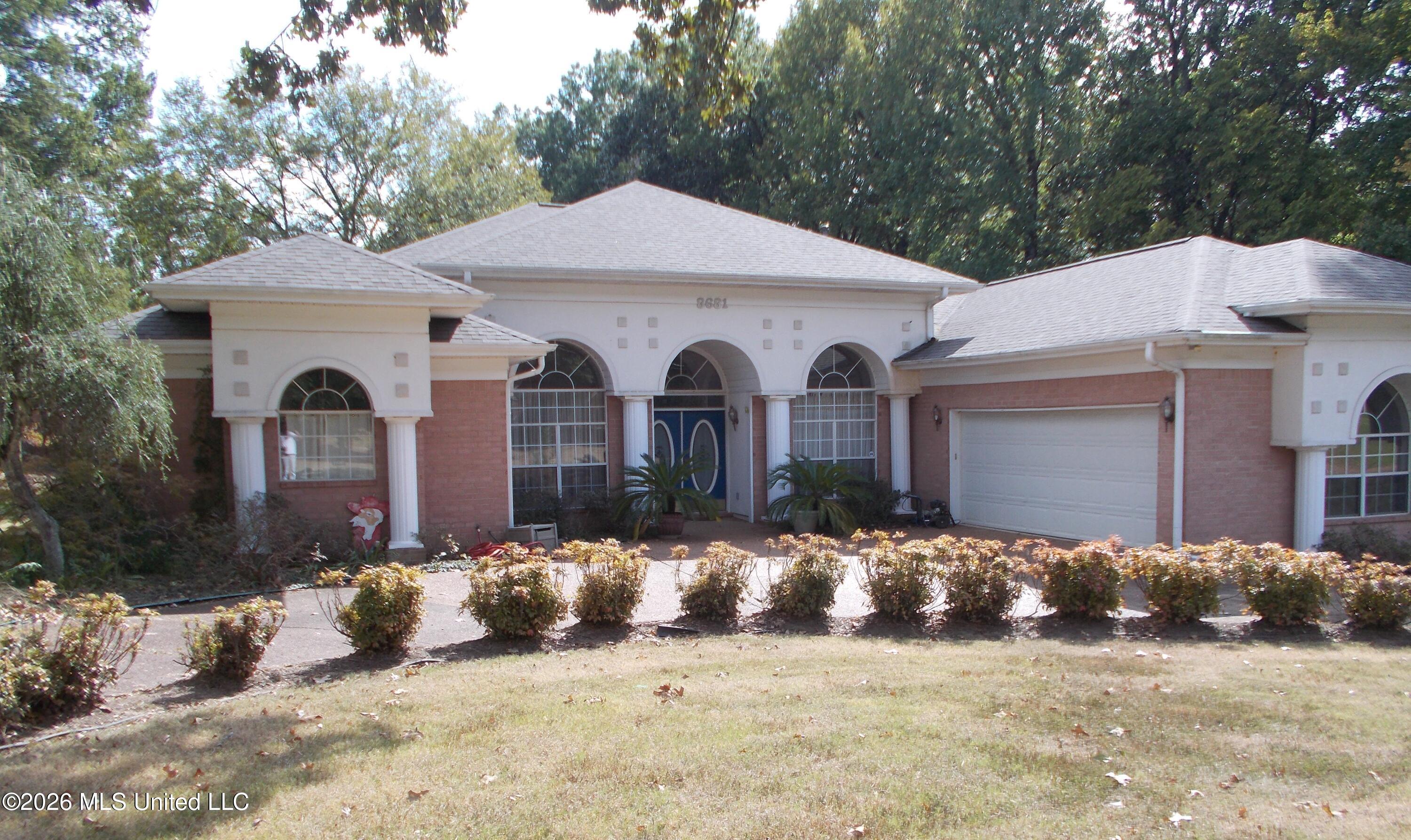 8681 Collinswood Drive — photo