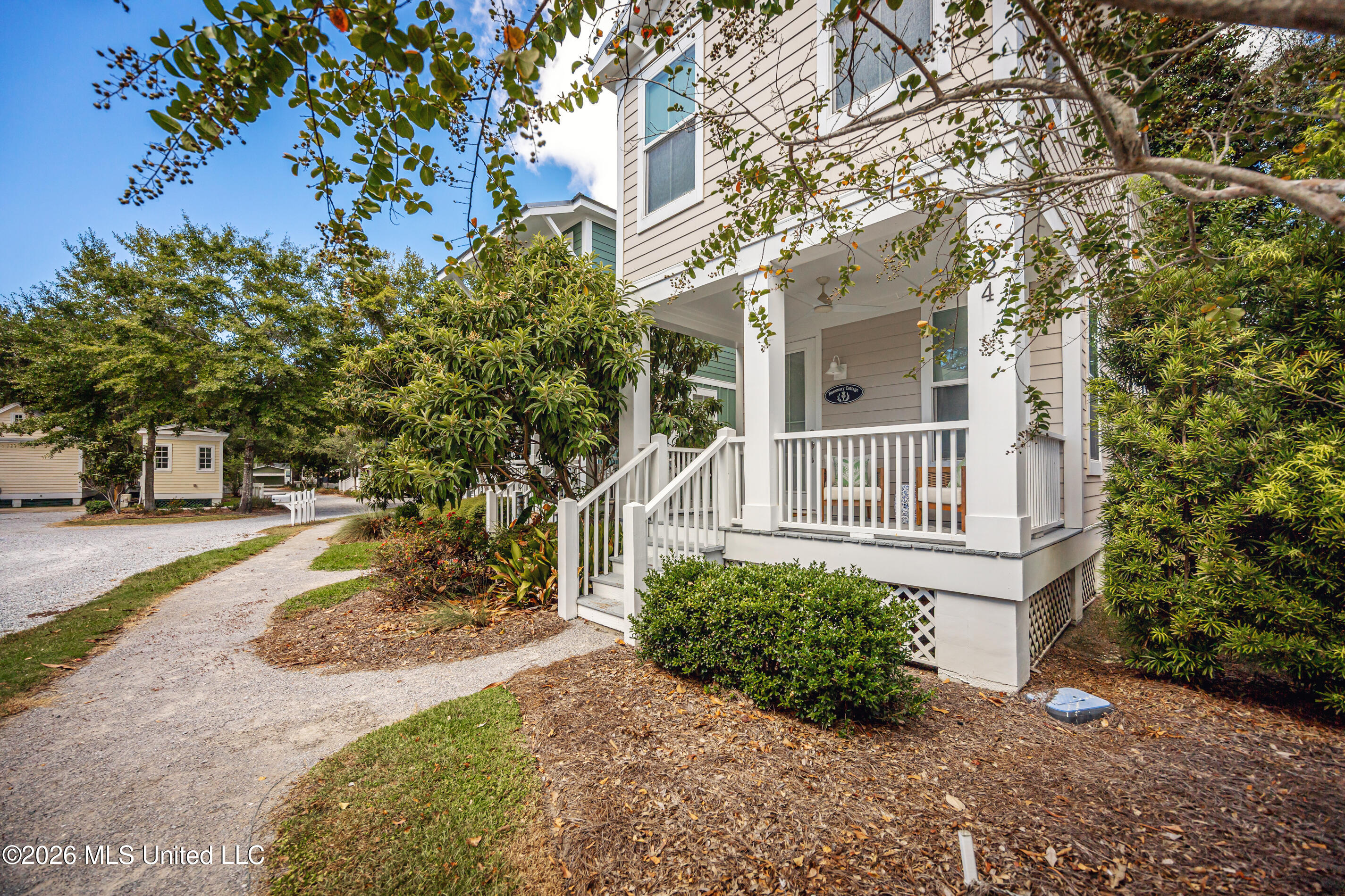 2207 Government Street Lot 24 — photo
