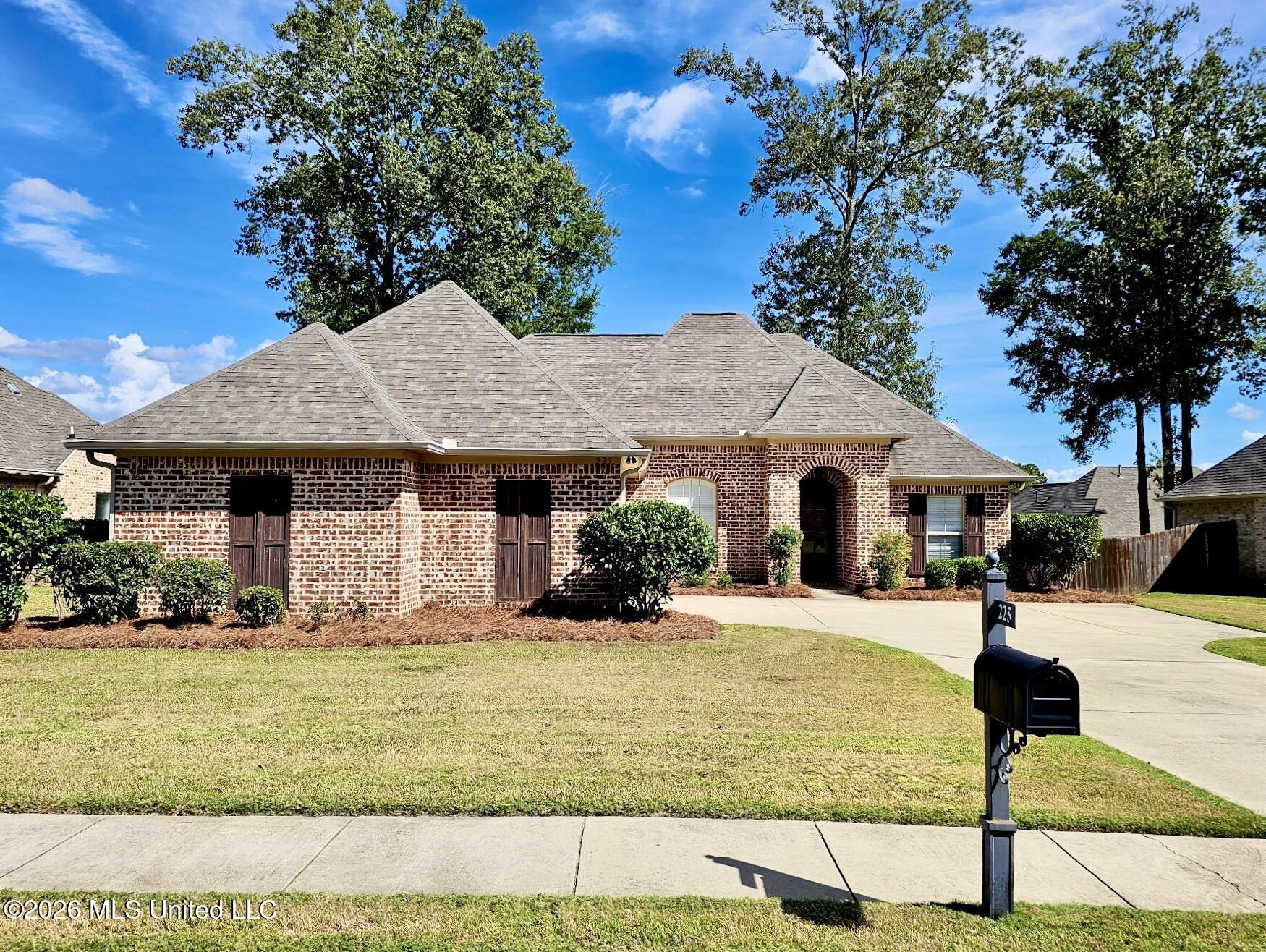 225 Buckhead Drive — photo