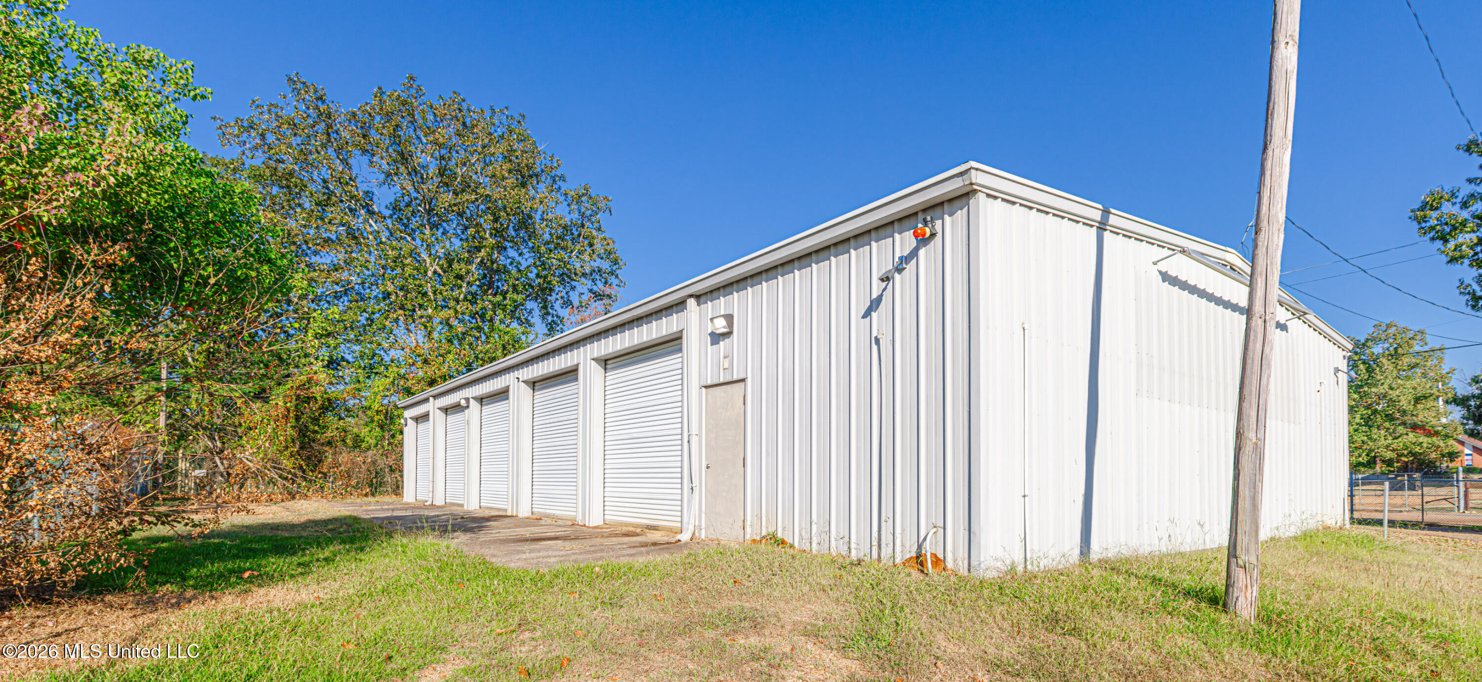3607 Interstate 55, Jackson, MS 39212 — photo 2