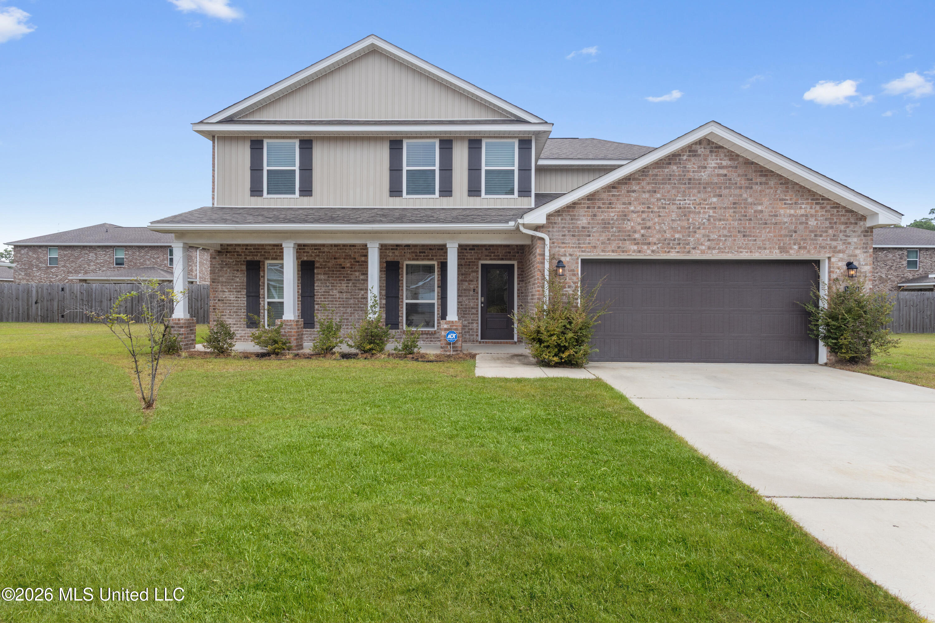 12264 Savannah Circle — photo