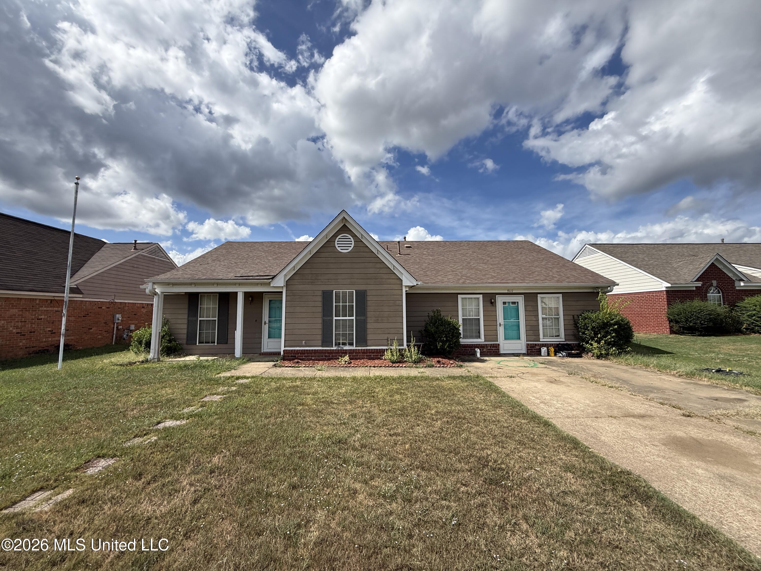 9111 Bentley Woods Drive — photo
