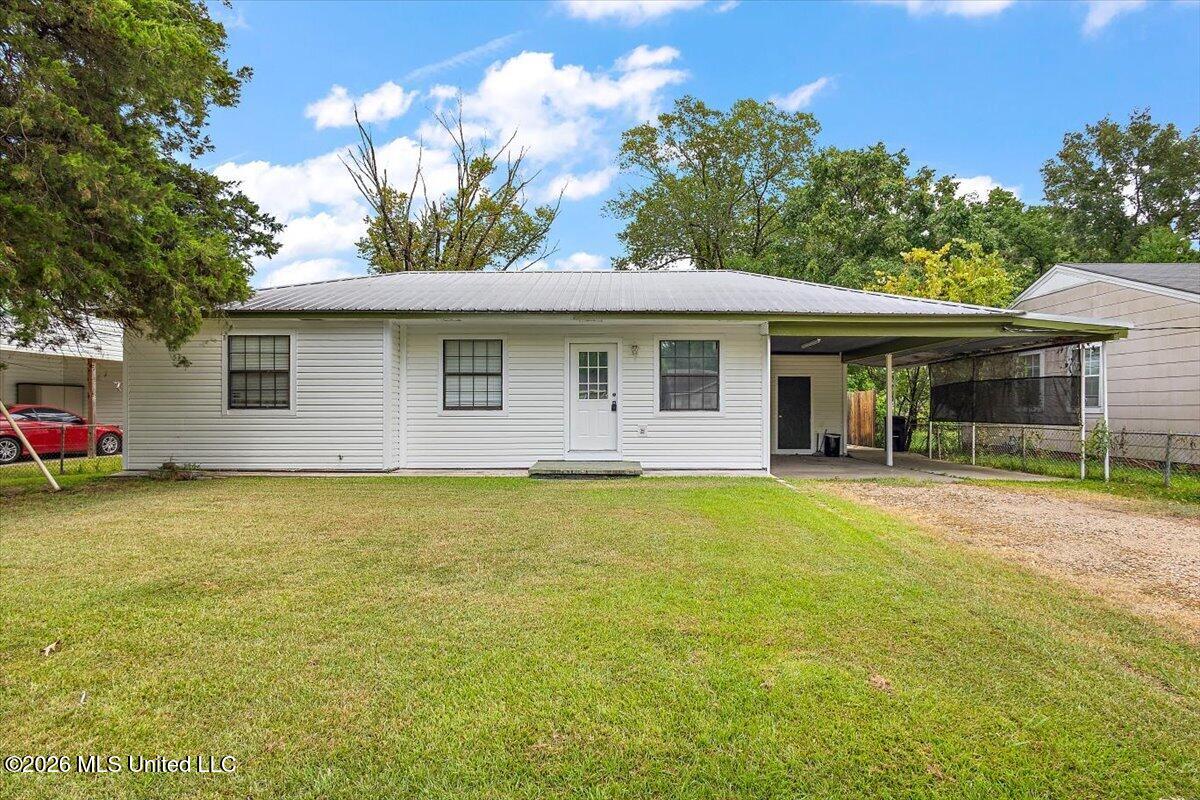 306 Pearl Drive — photo