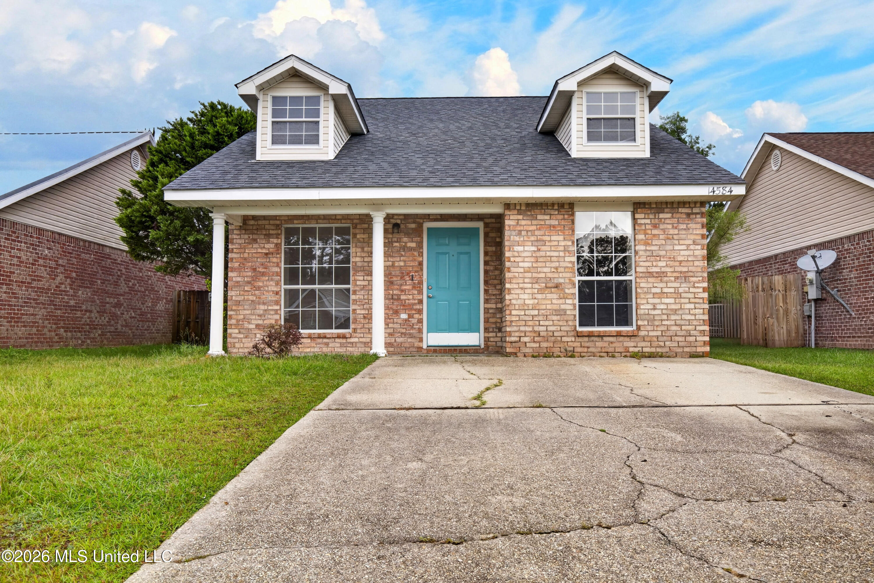 14584 Indian Trails Circle — photo