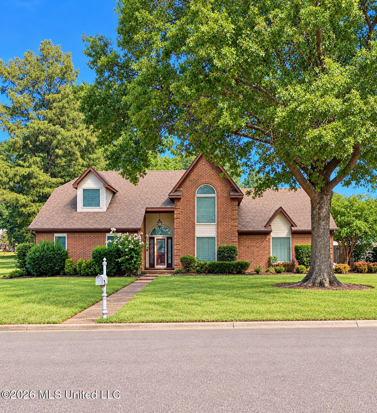 820 Flower Creek Cove — photo