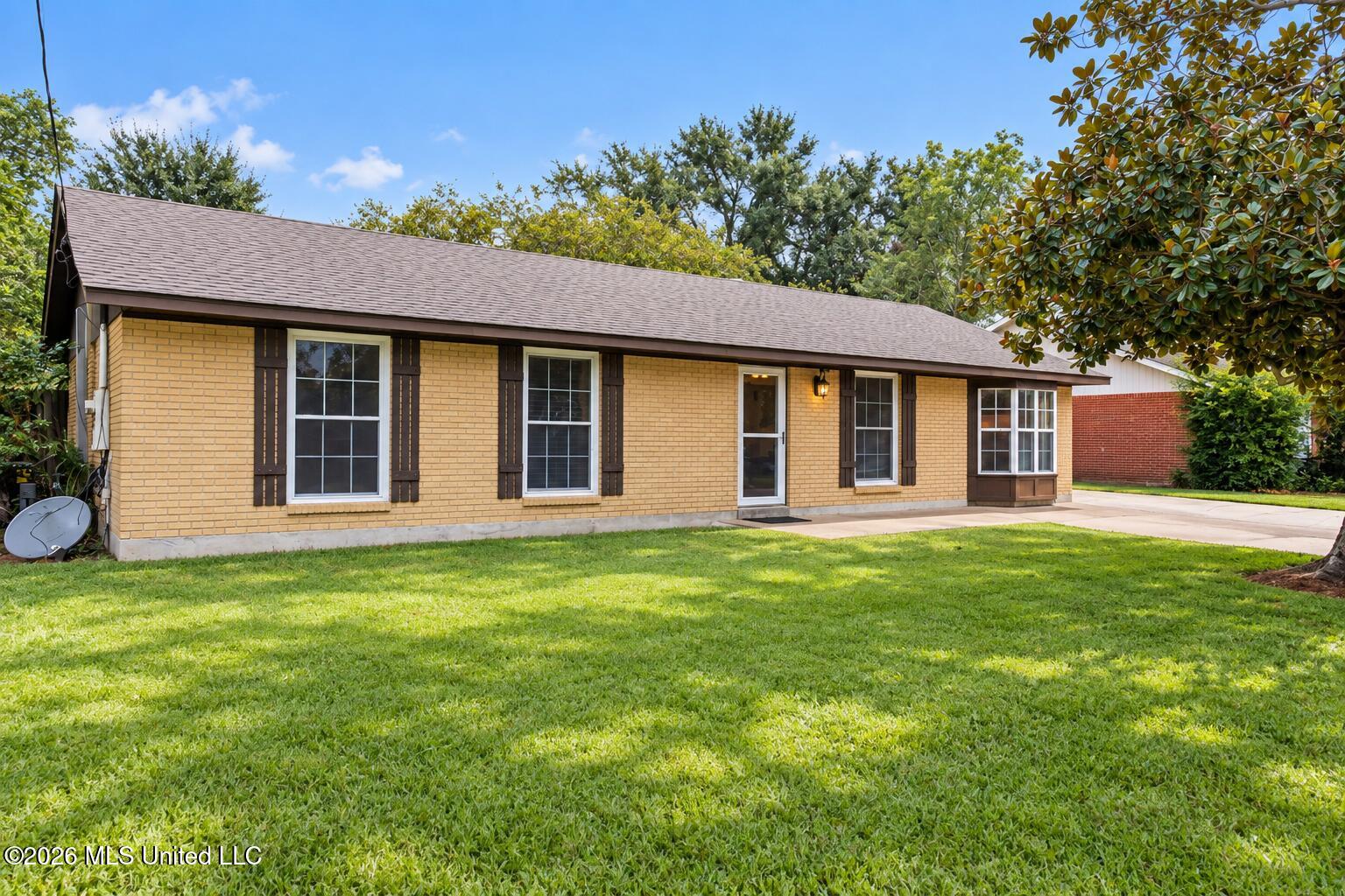 7516 Madison Drive — photo