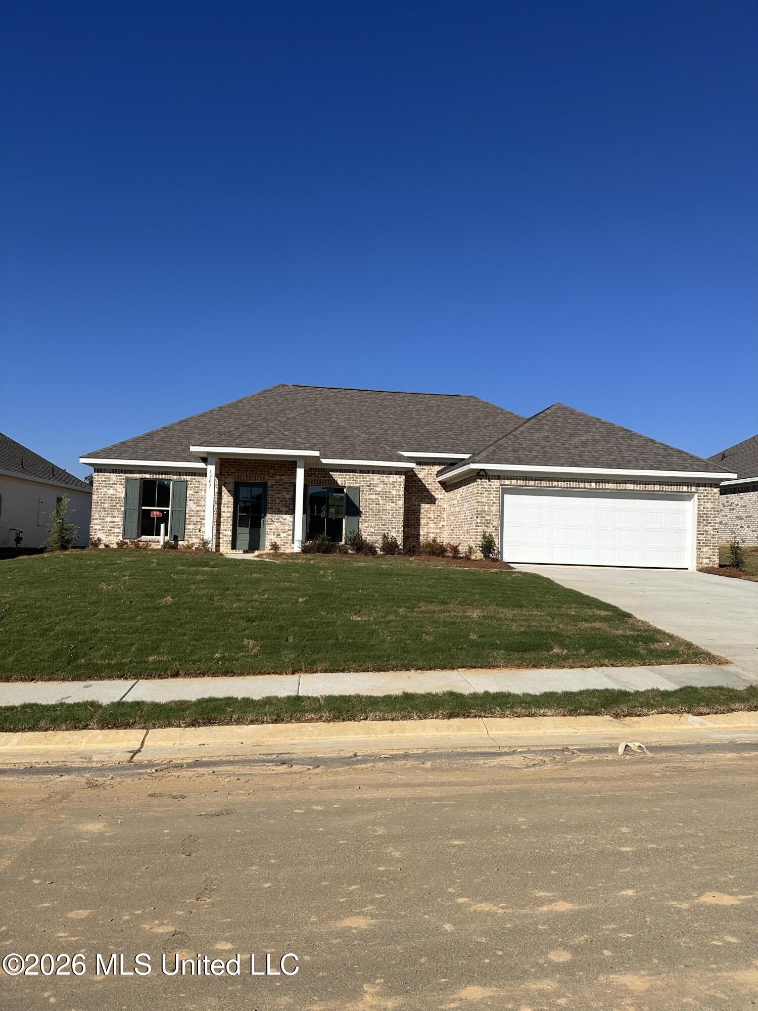1307 Elderberry Lane — photo