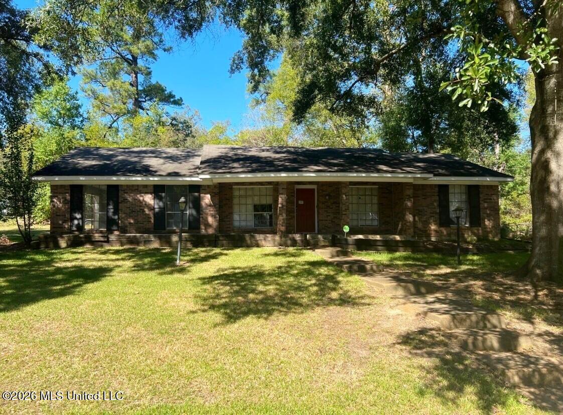 946 N Valley Falls Road — photo