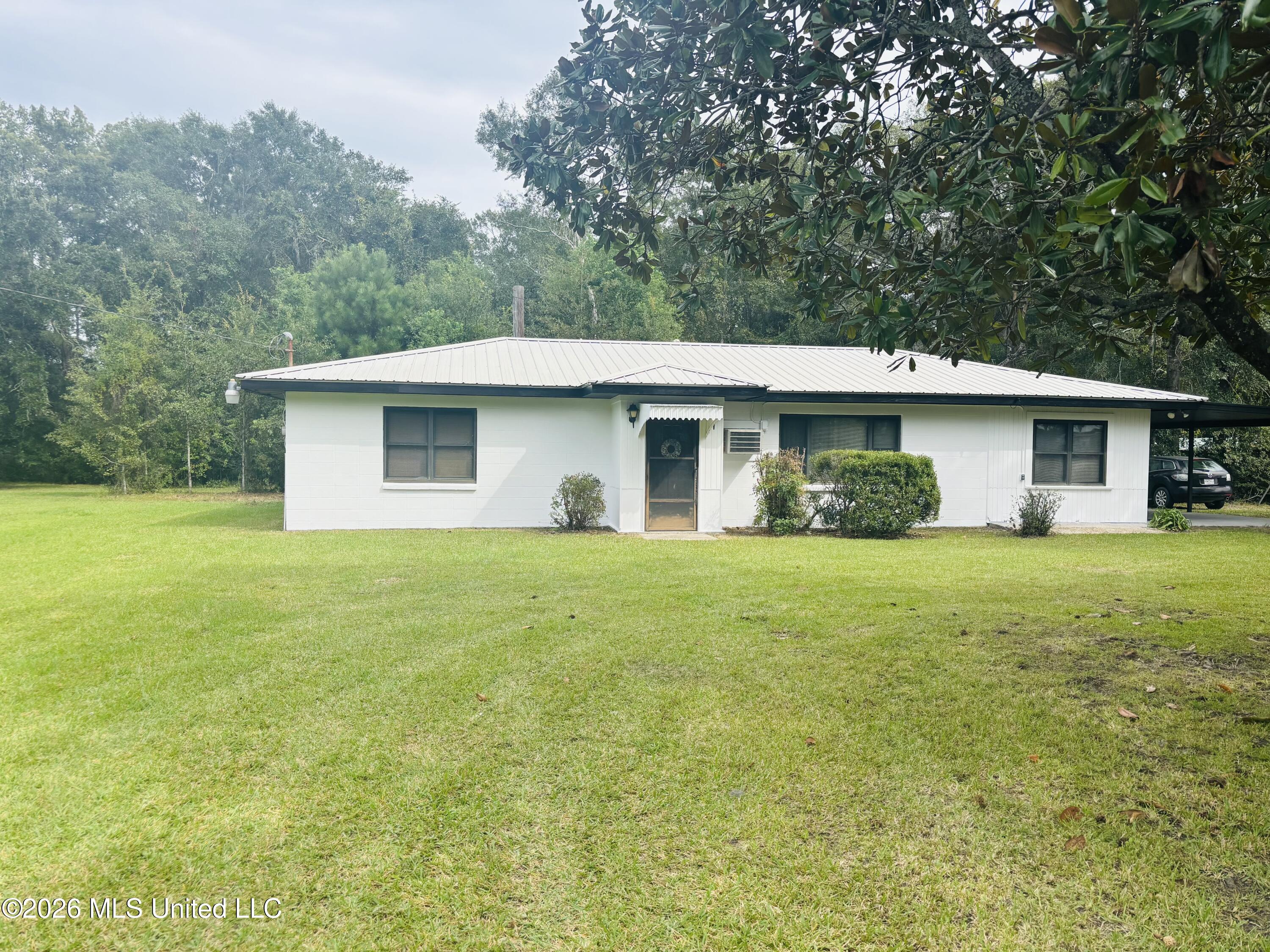 6386 Beatline Road — photo