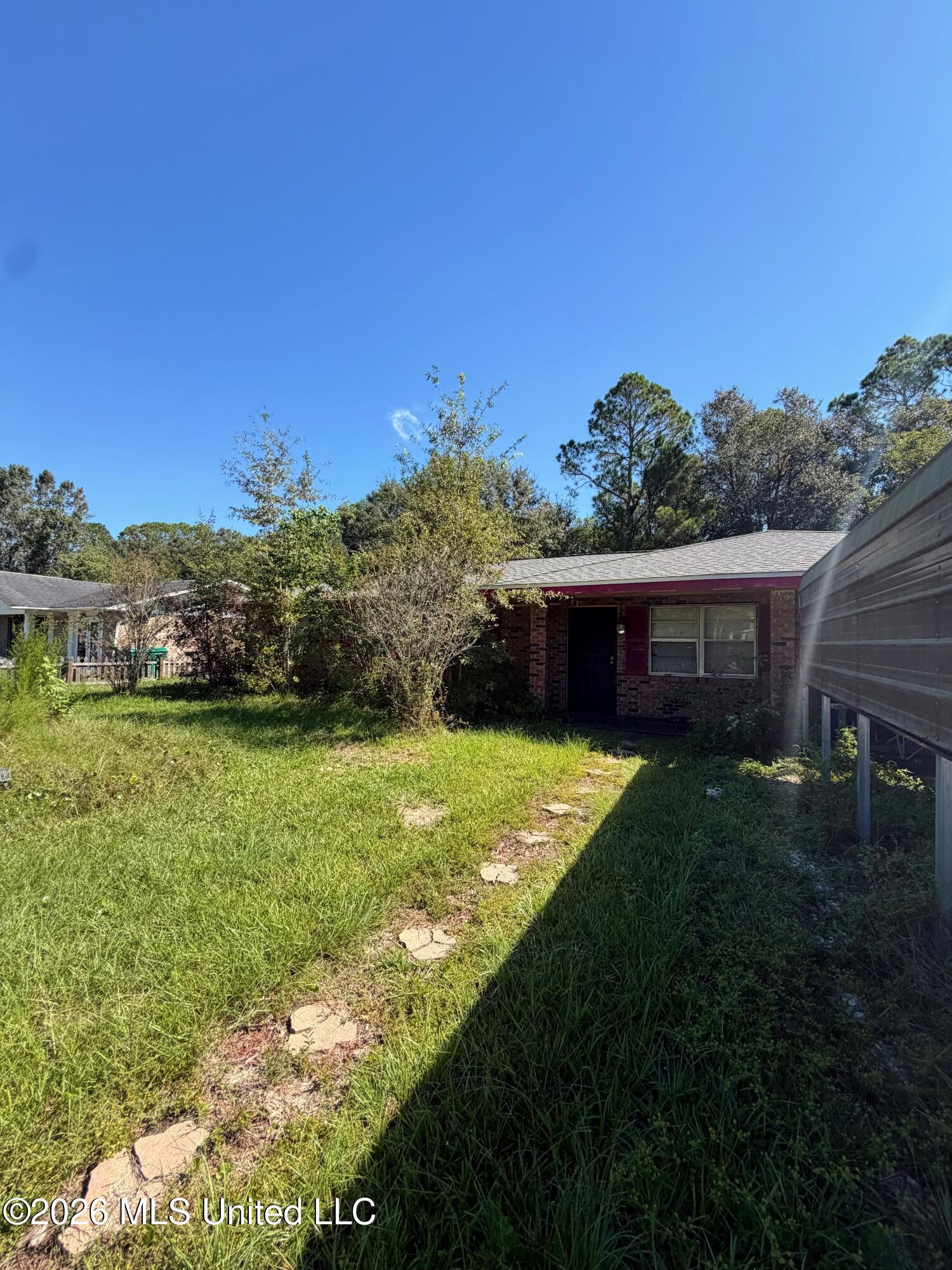 611 Tandy Drive — photo