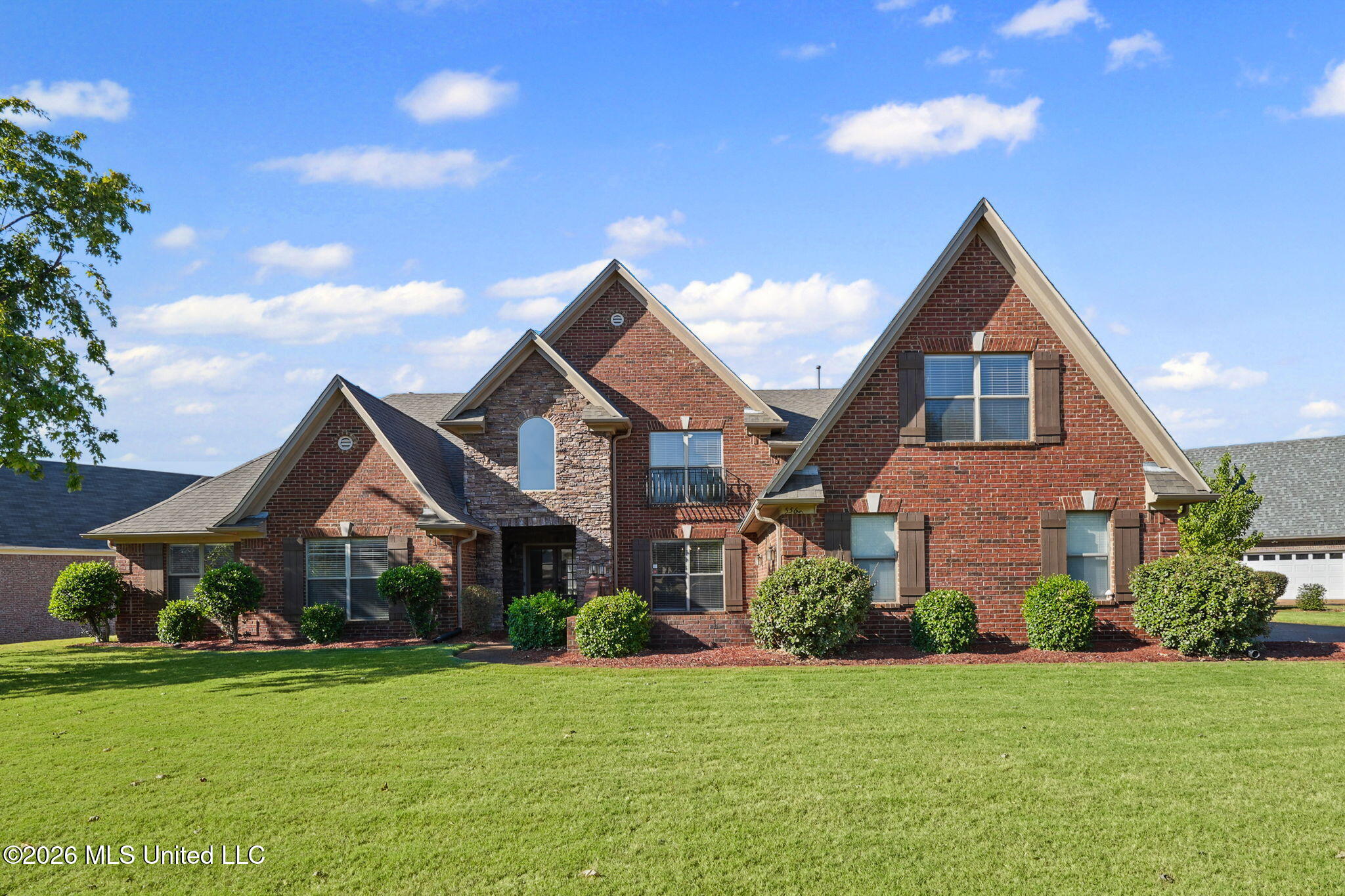 5565 Savannah Parkway — photo