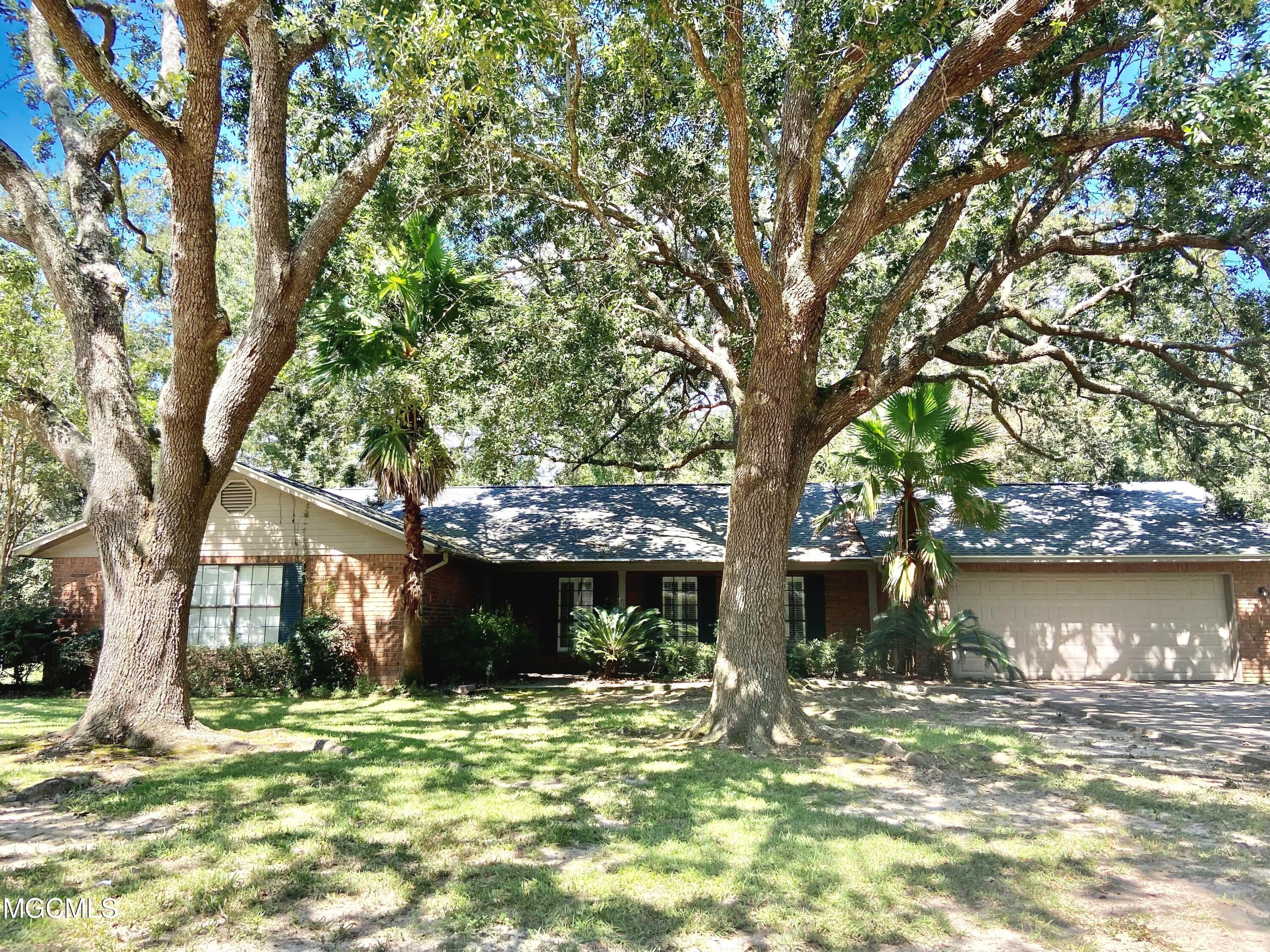 3936 River Pine Drive — photo