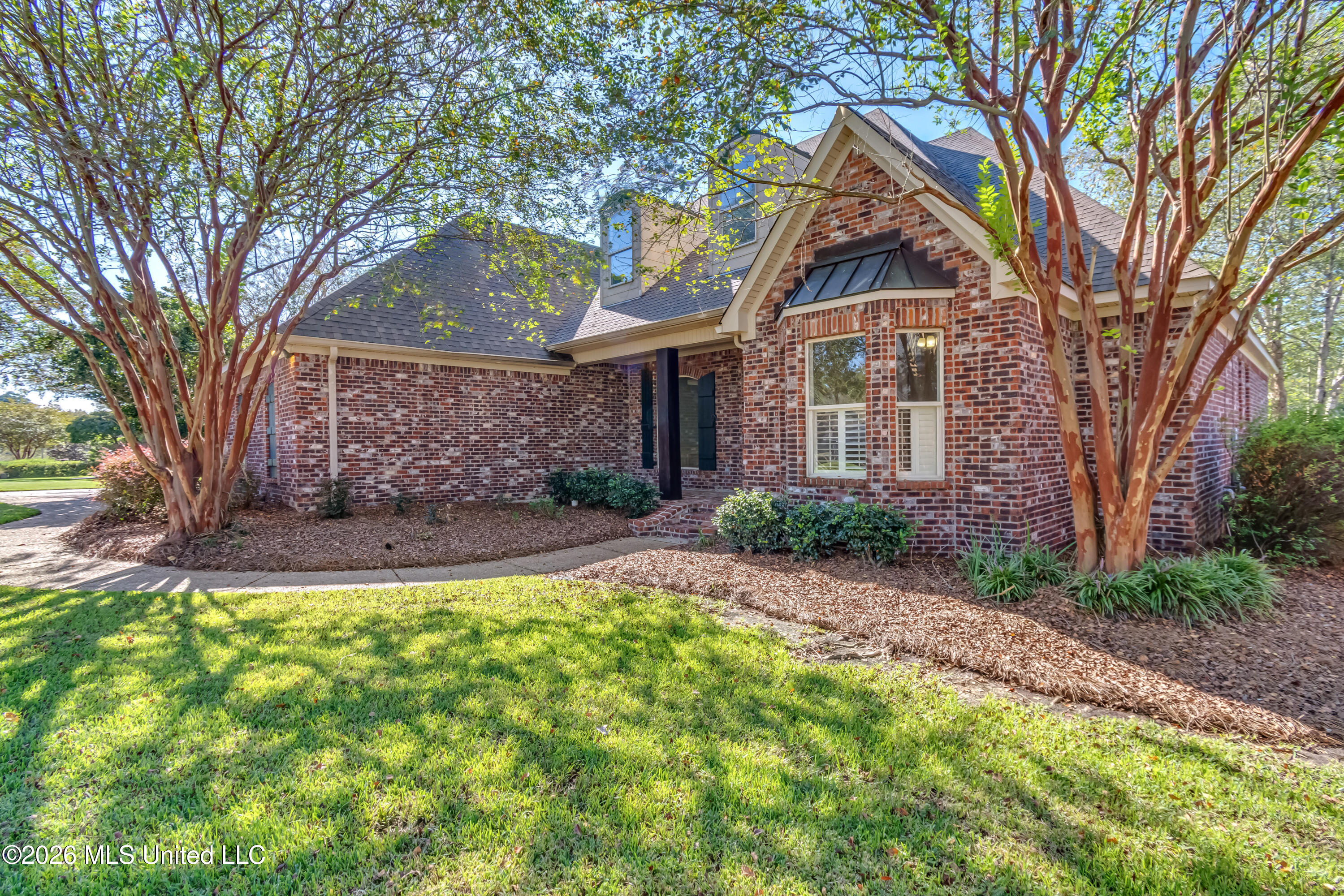 118 Woodlands Glen Circle — photo