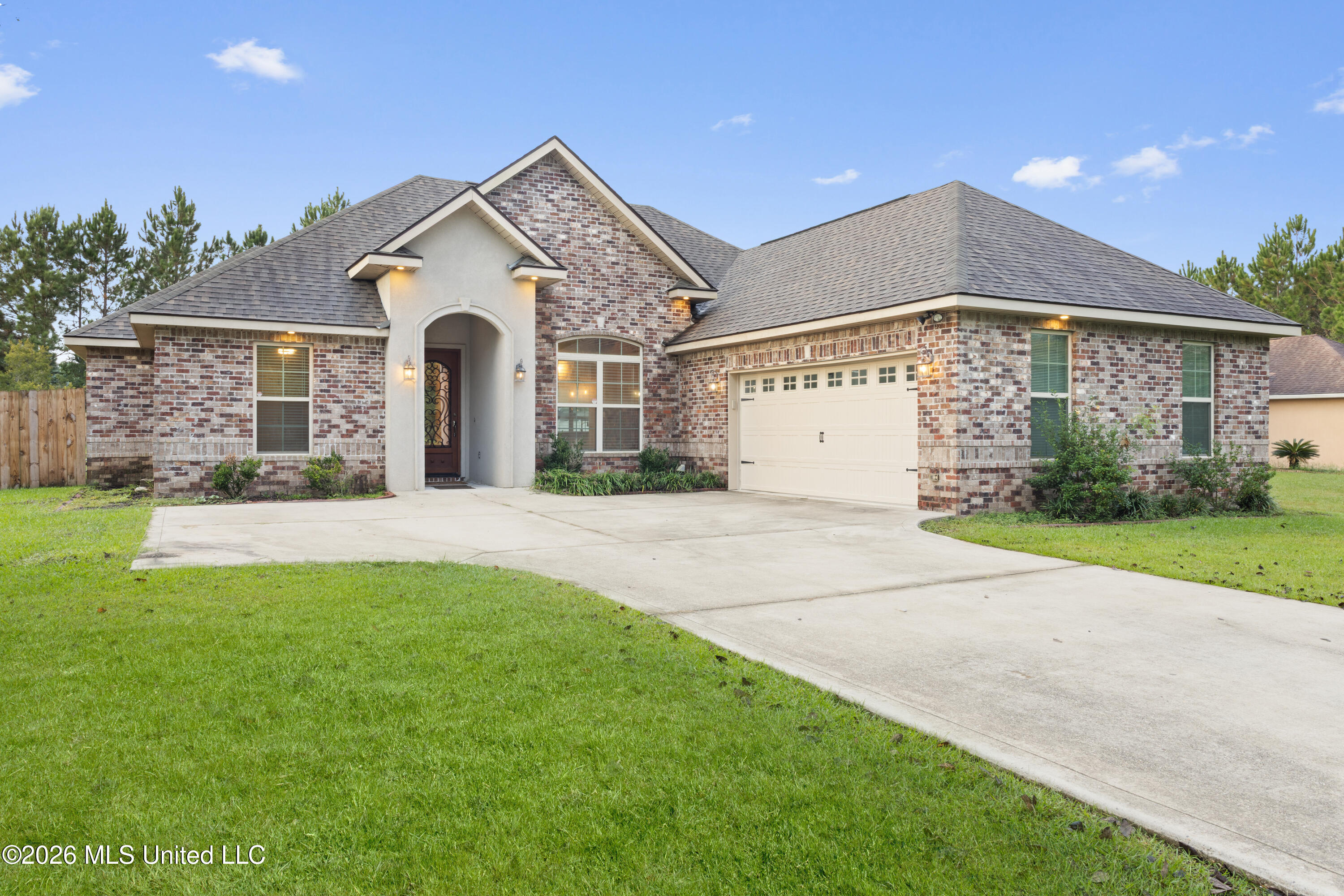 14201 Glendale Road — photo