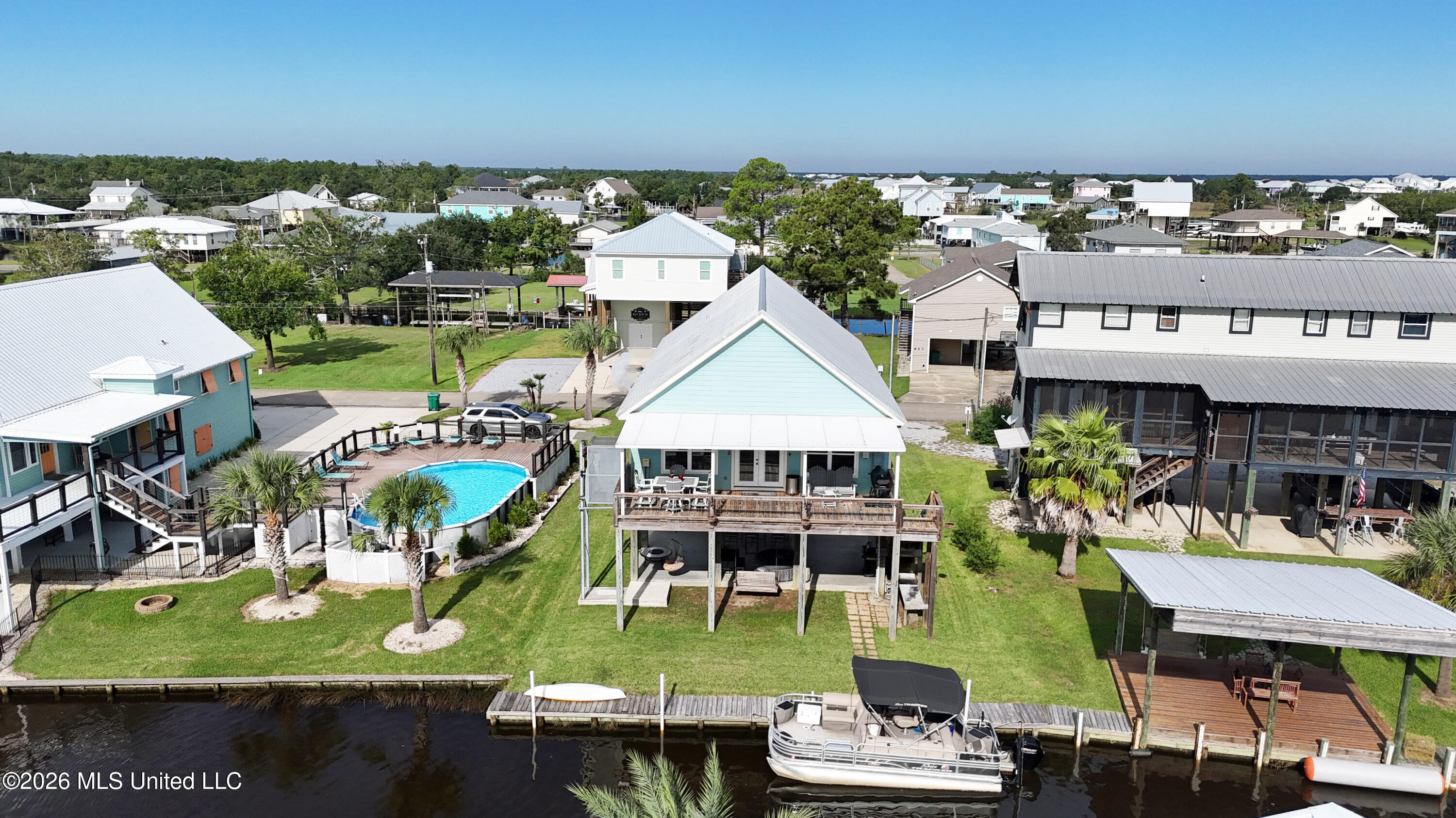 854 Deer Drive — photo