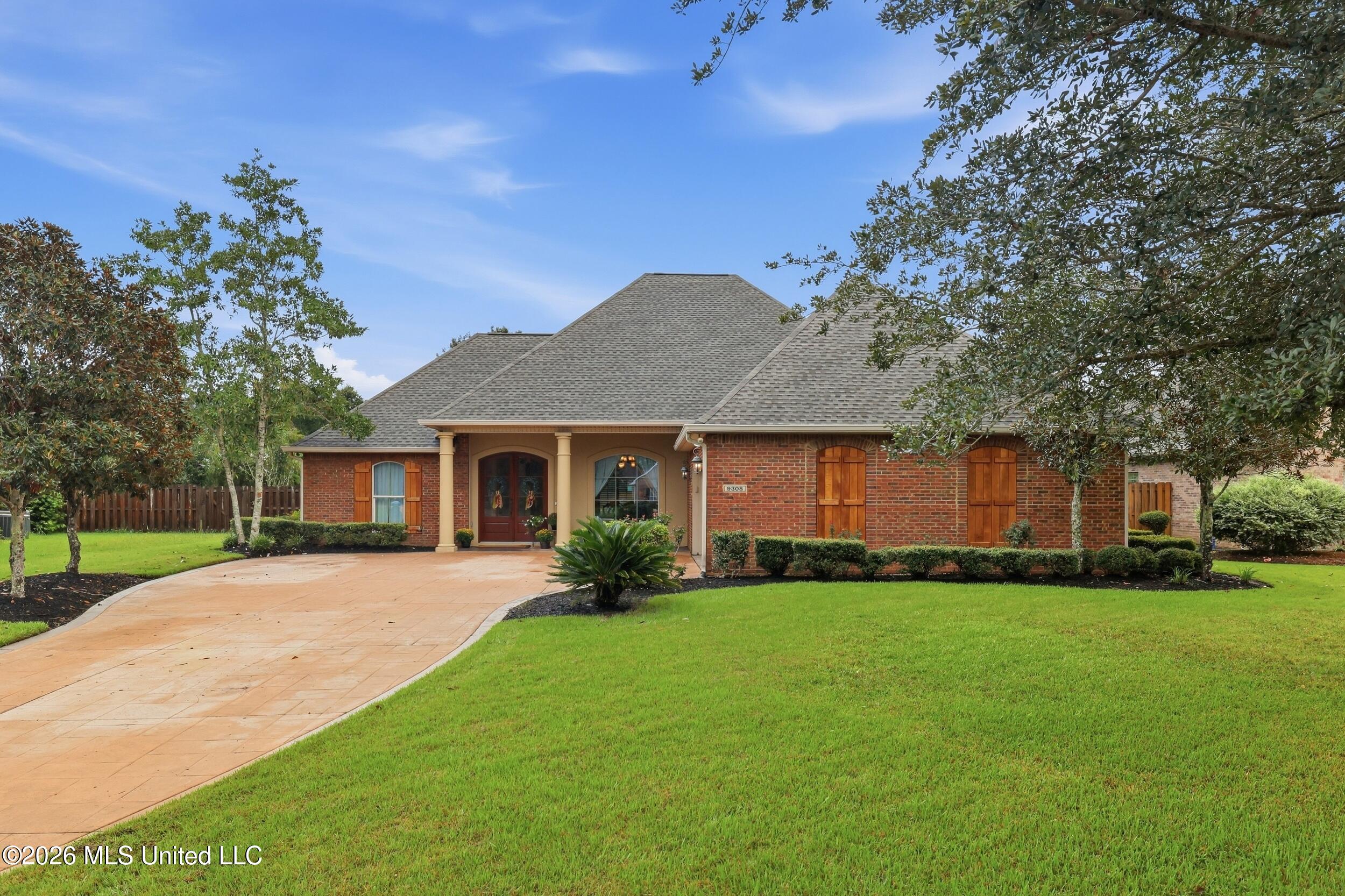 9308 Alcove Lane — photo