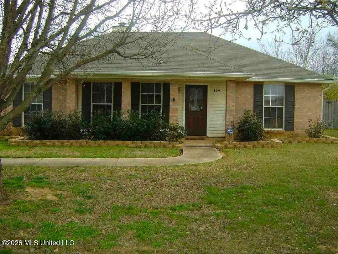 124 W Bradford Place — photo