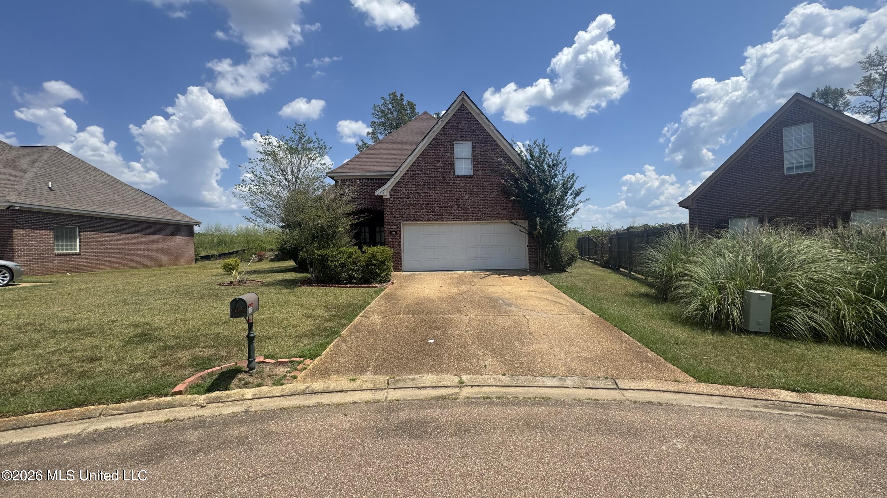 316 E Magnolia Place — photo