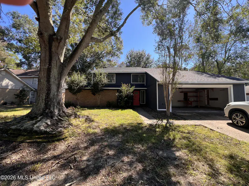 105 Penny Court — photo