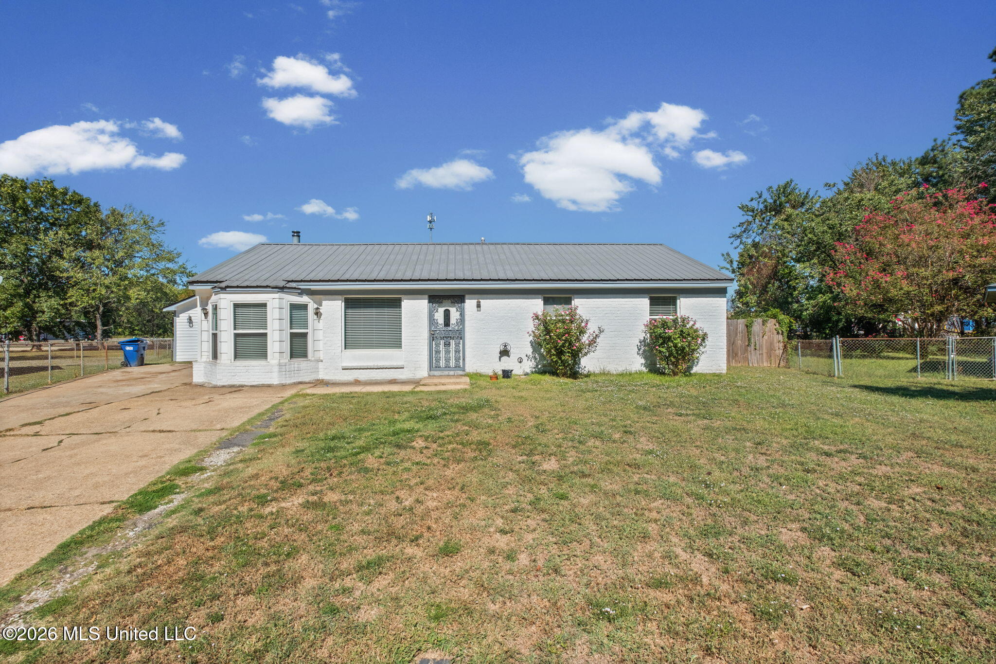 2630 Hillcrest Cove — photo
