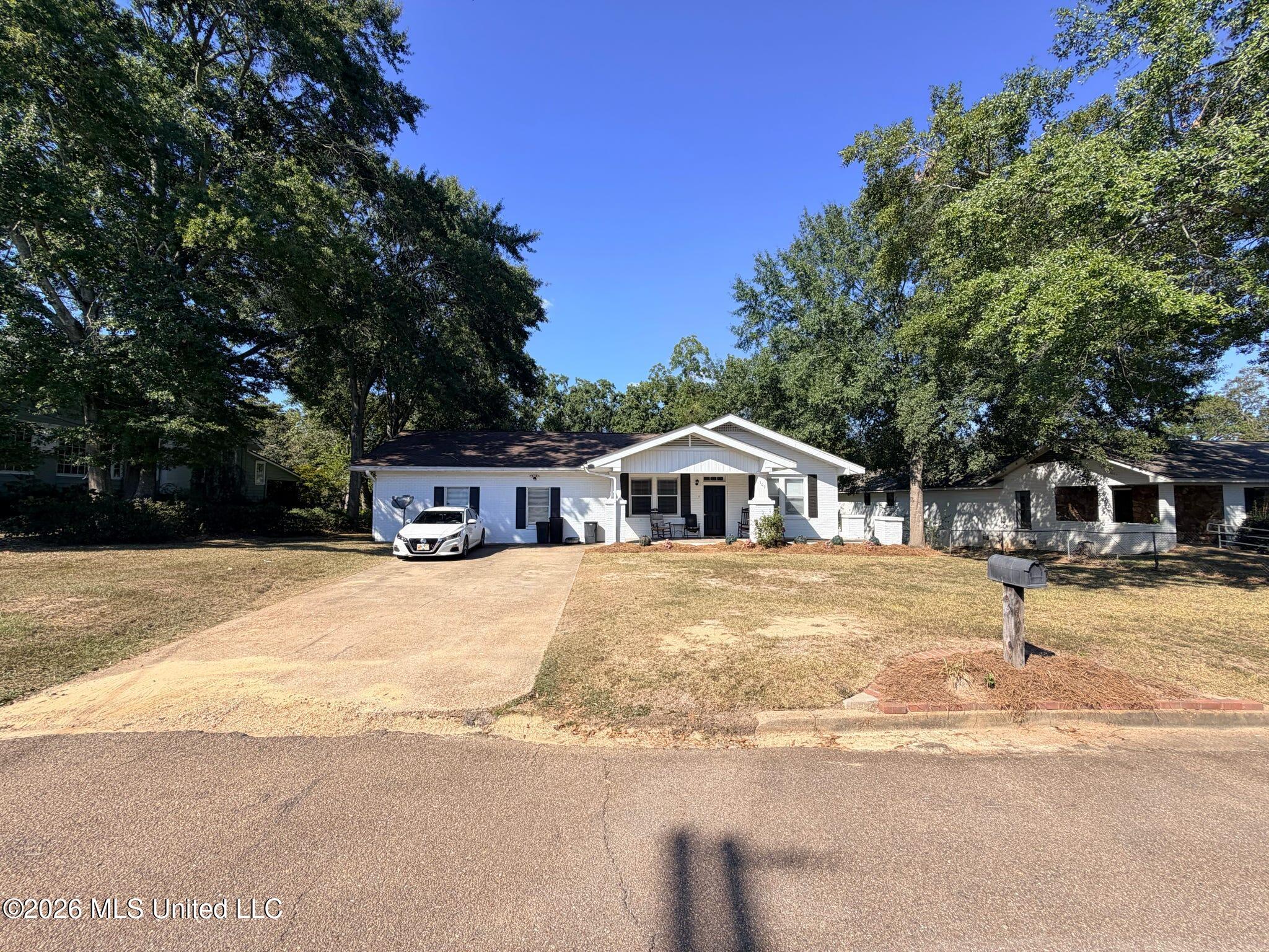 109 NW 3rd Street — photo