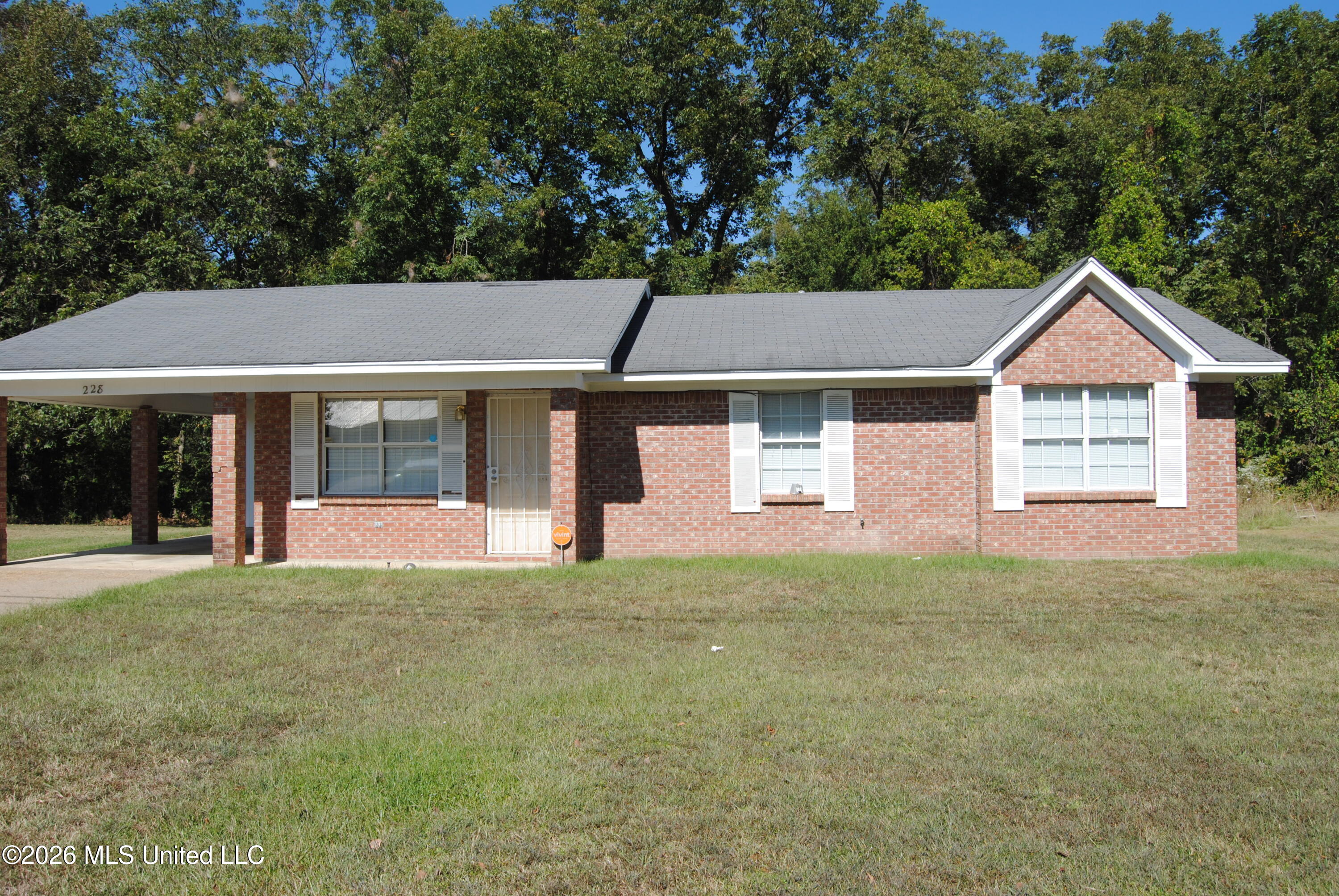 228 Northpoint Drive — photo