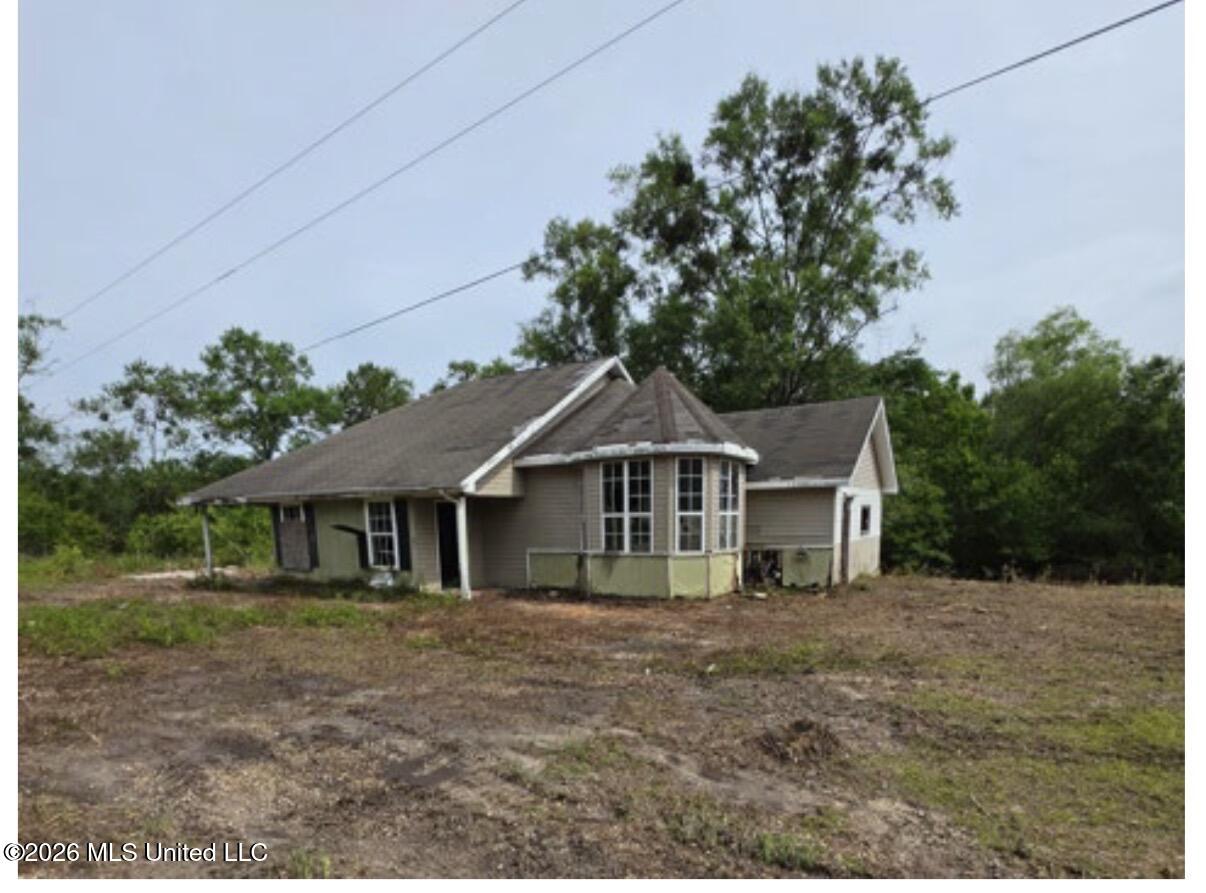 24418 Boweeville Road — photo