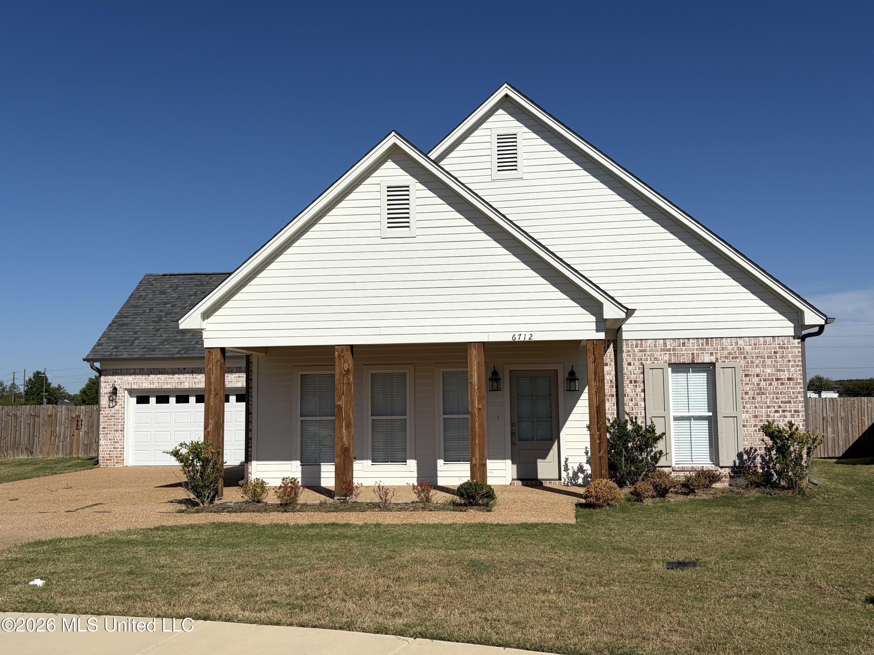 6712 Mayberry Lane — photo
