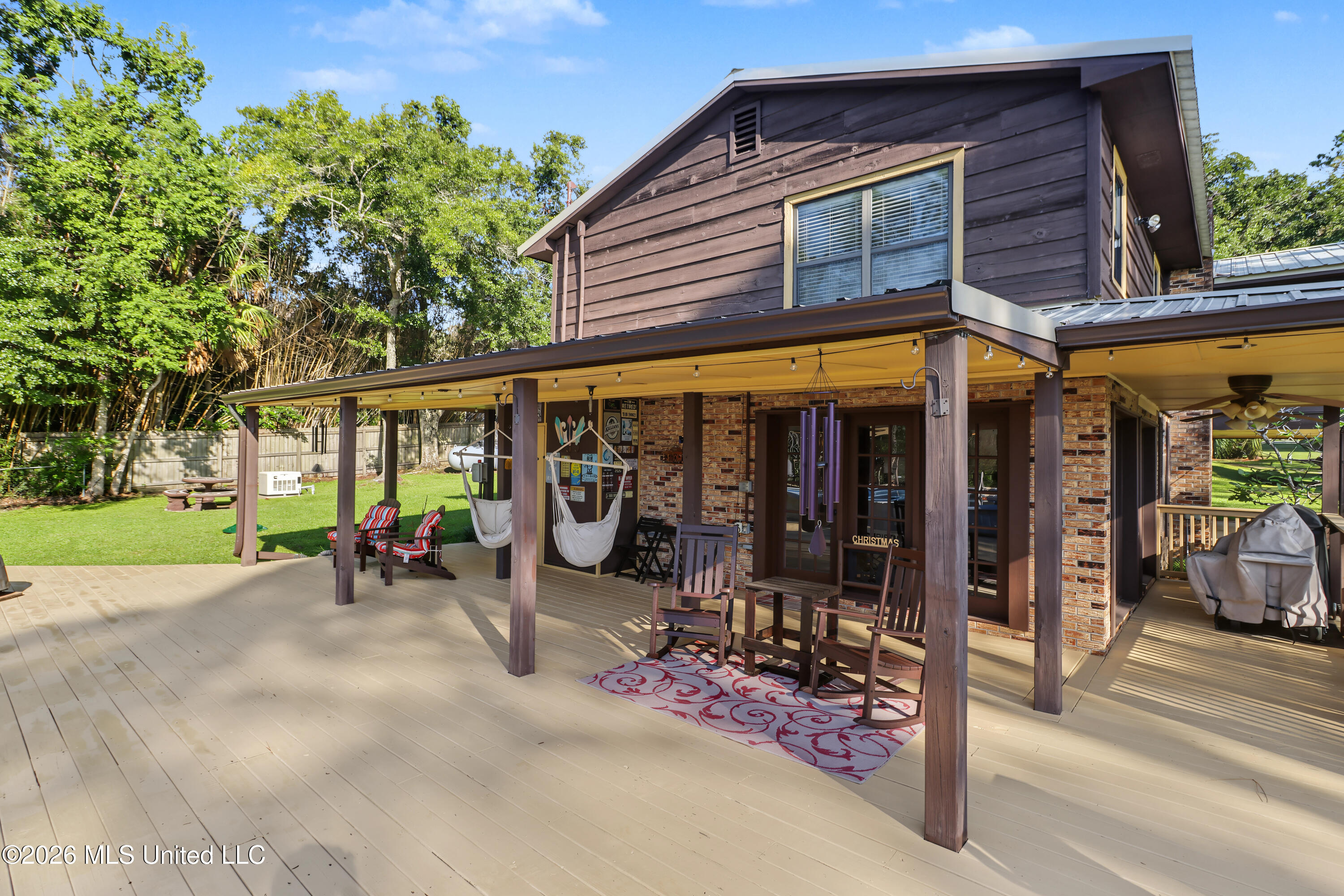 10528 Derry Lane — photo