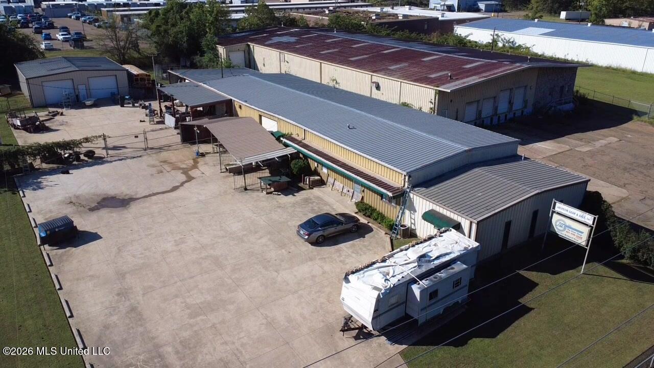 765 E Mcdowell Road, Jackson, MS 39204 — photo 2