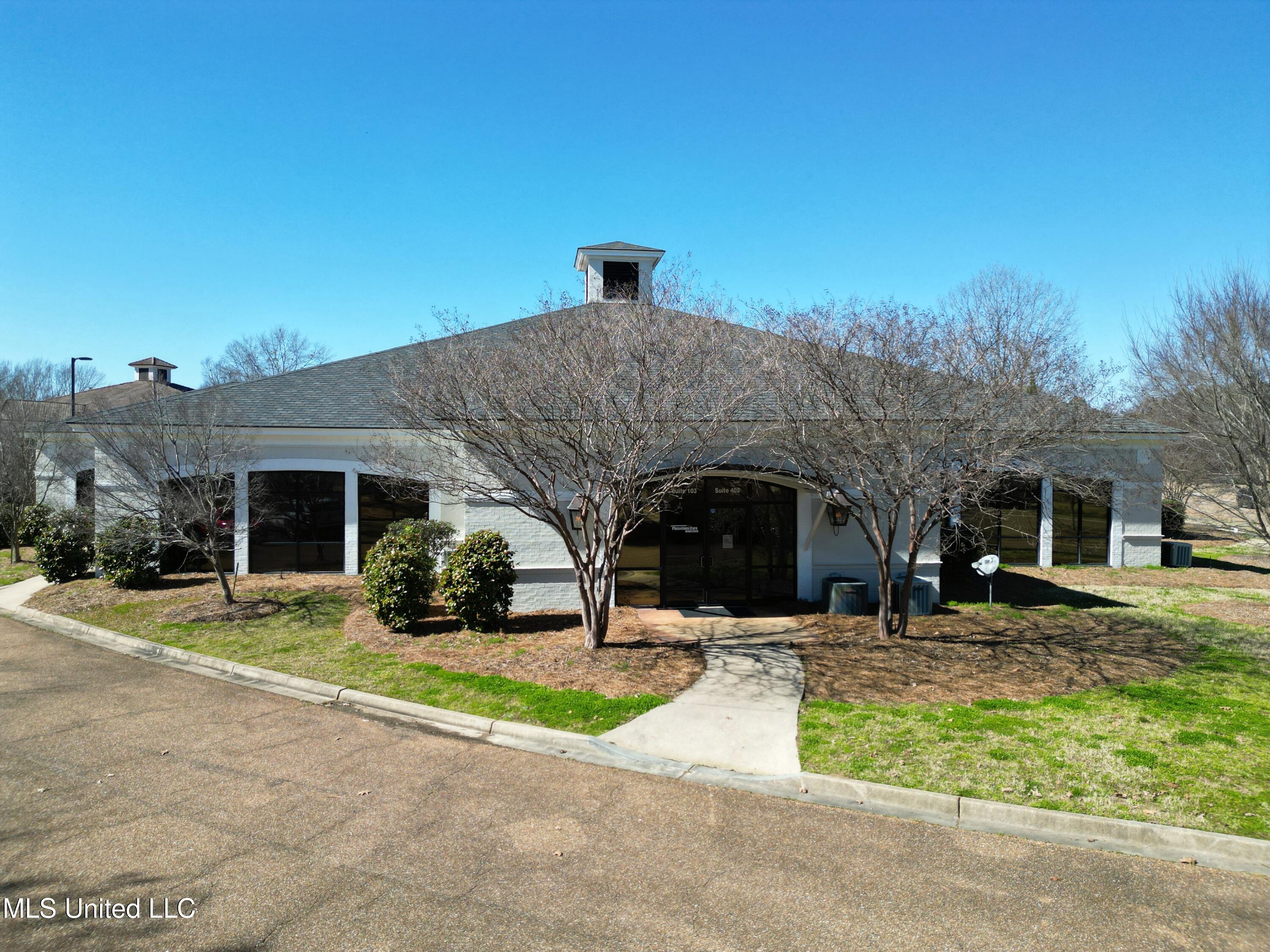 601 Crescent Boulevard #B Unit 302-B — photo