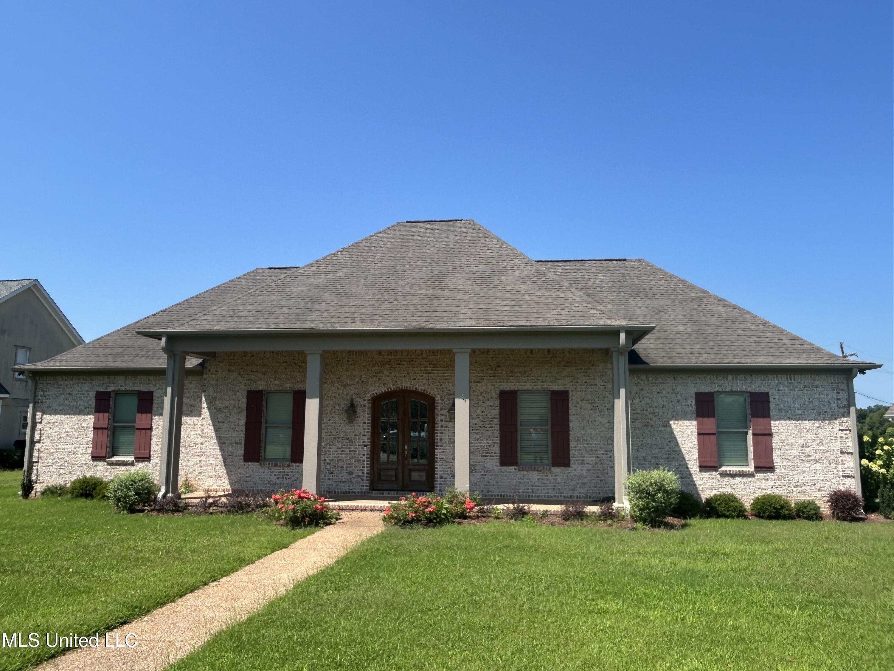 1306 Robert E Lee Drive — photo