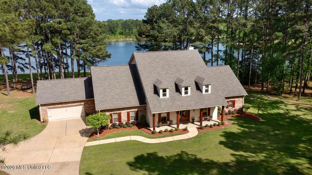 130 Pine Lake Cove — photo