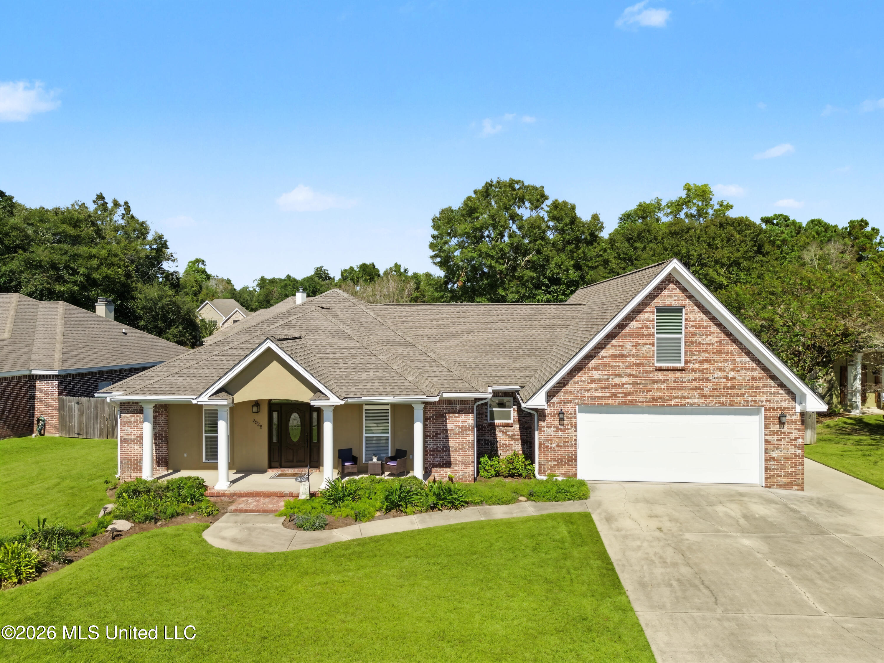 2028 Englewood Drive — photo