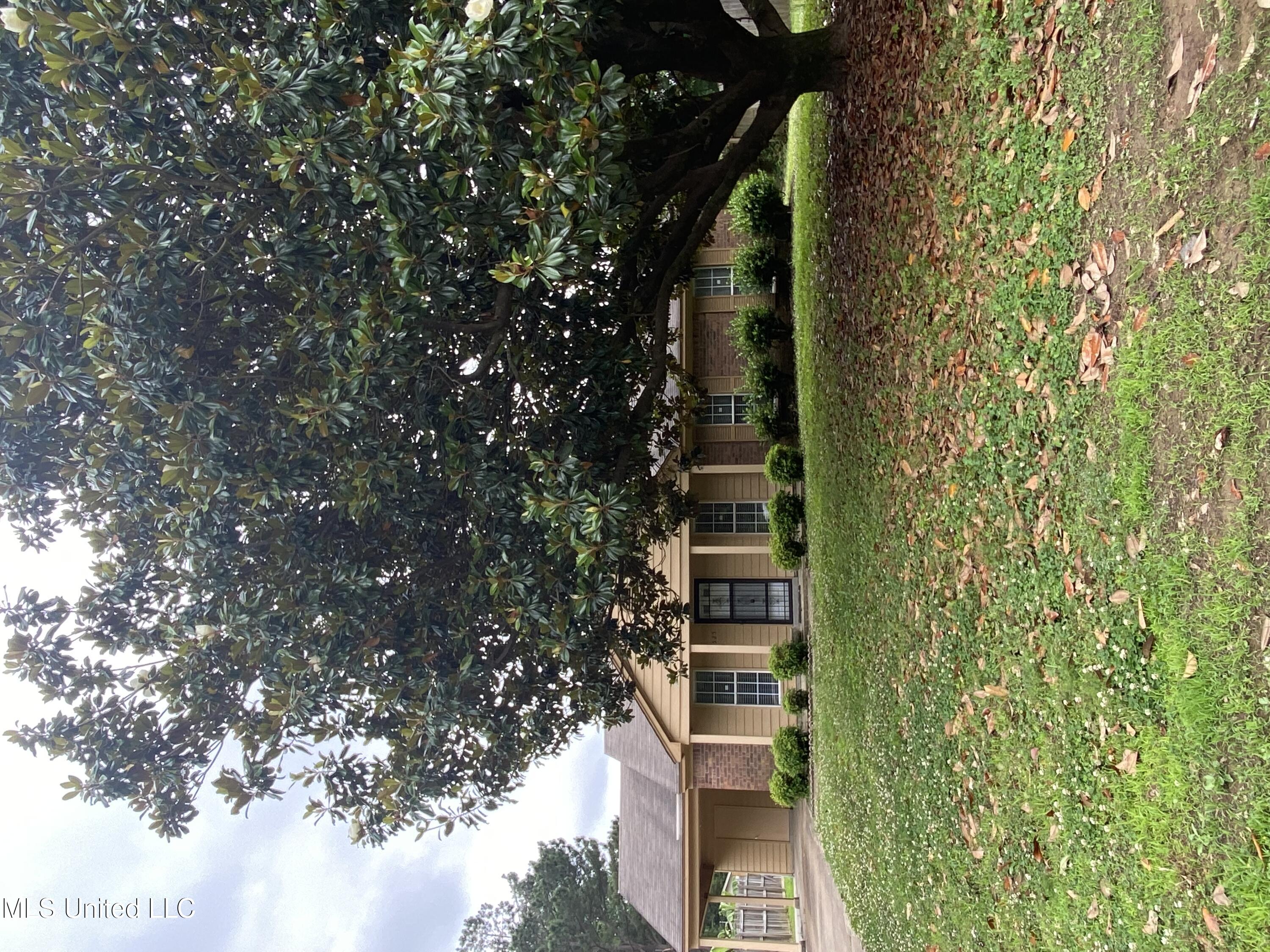 3525 Cornwall Cove — photo