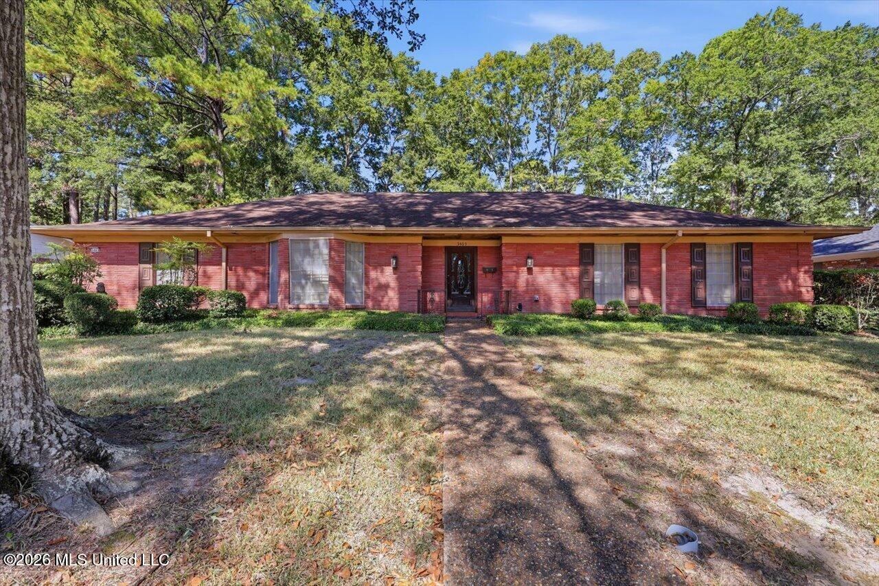 5465 Red Fox Road — photo