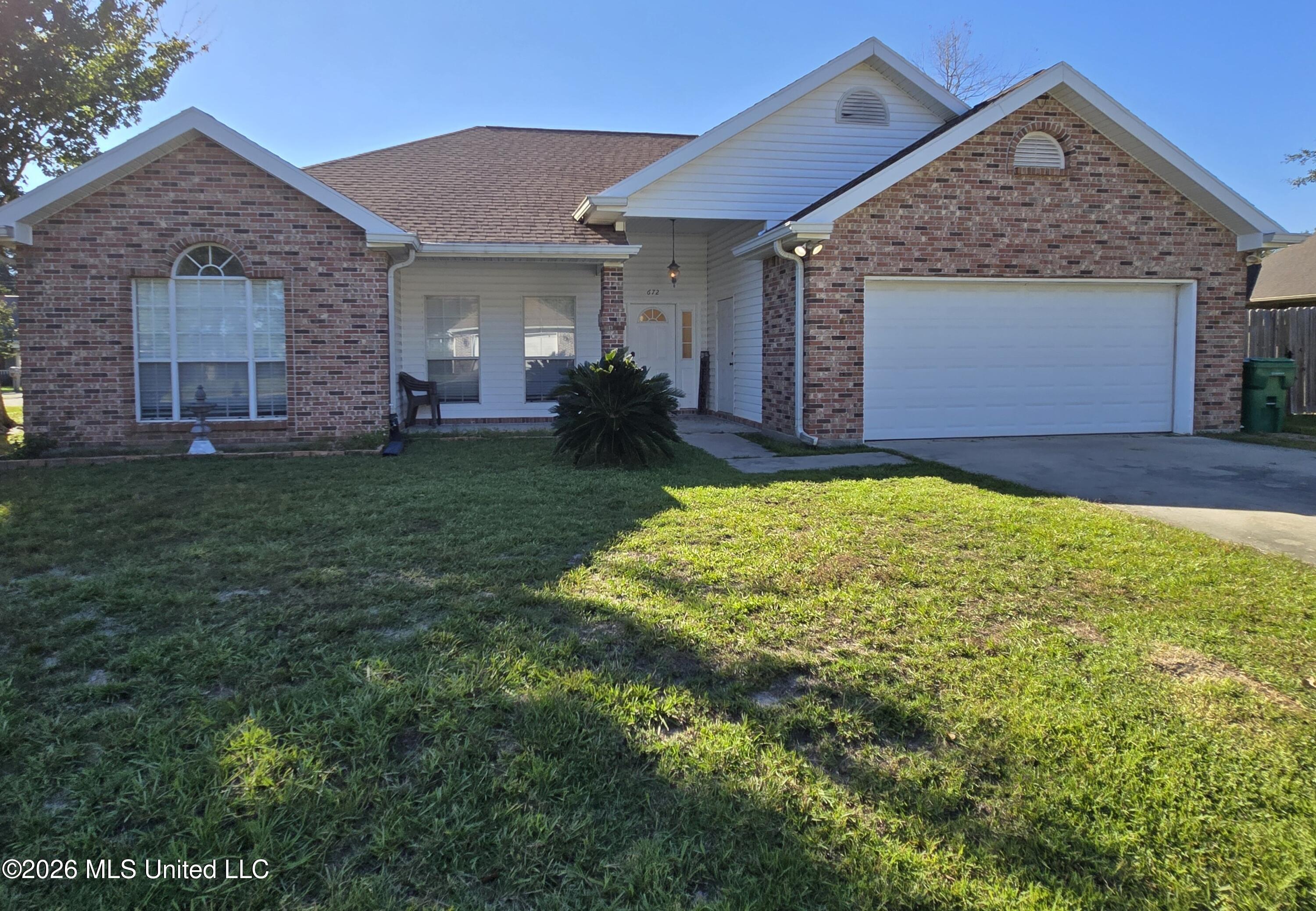 672 Alkii Way — photo