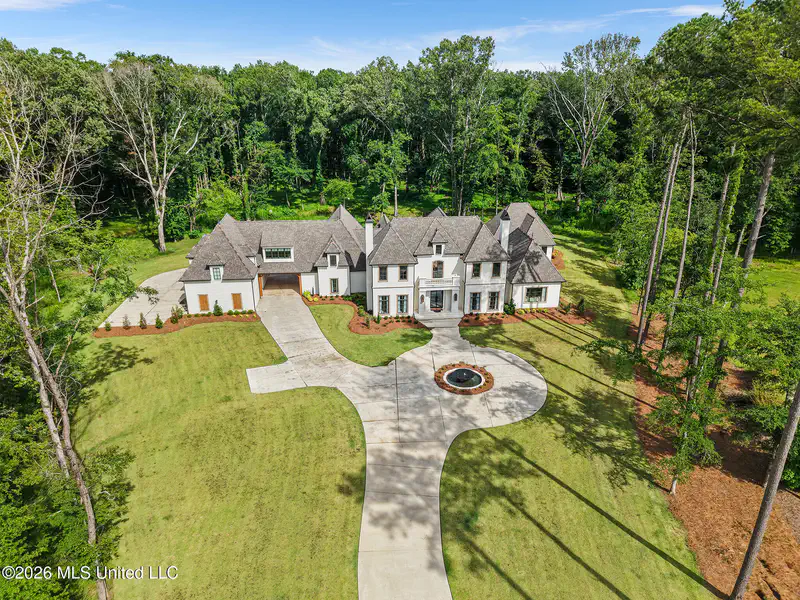 241 Ashworth Circle — photo
