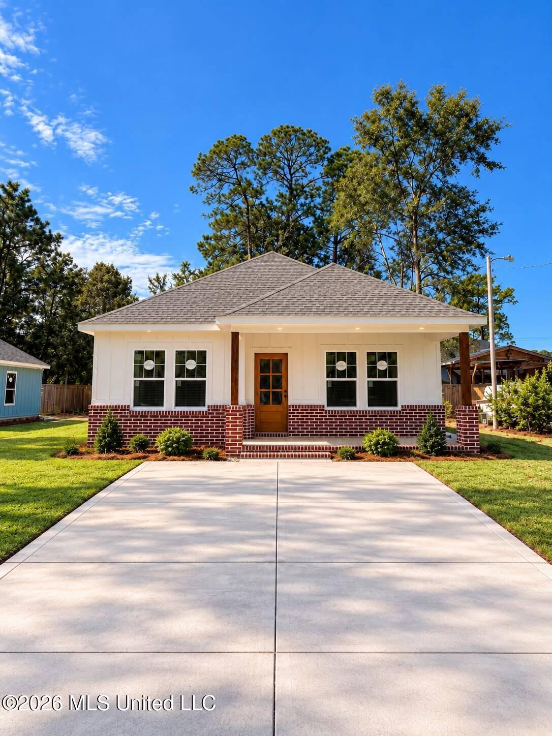 1917 Barracuda Drive — photo