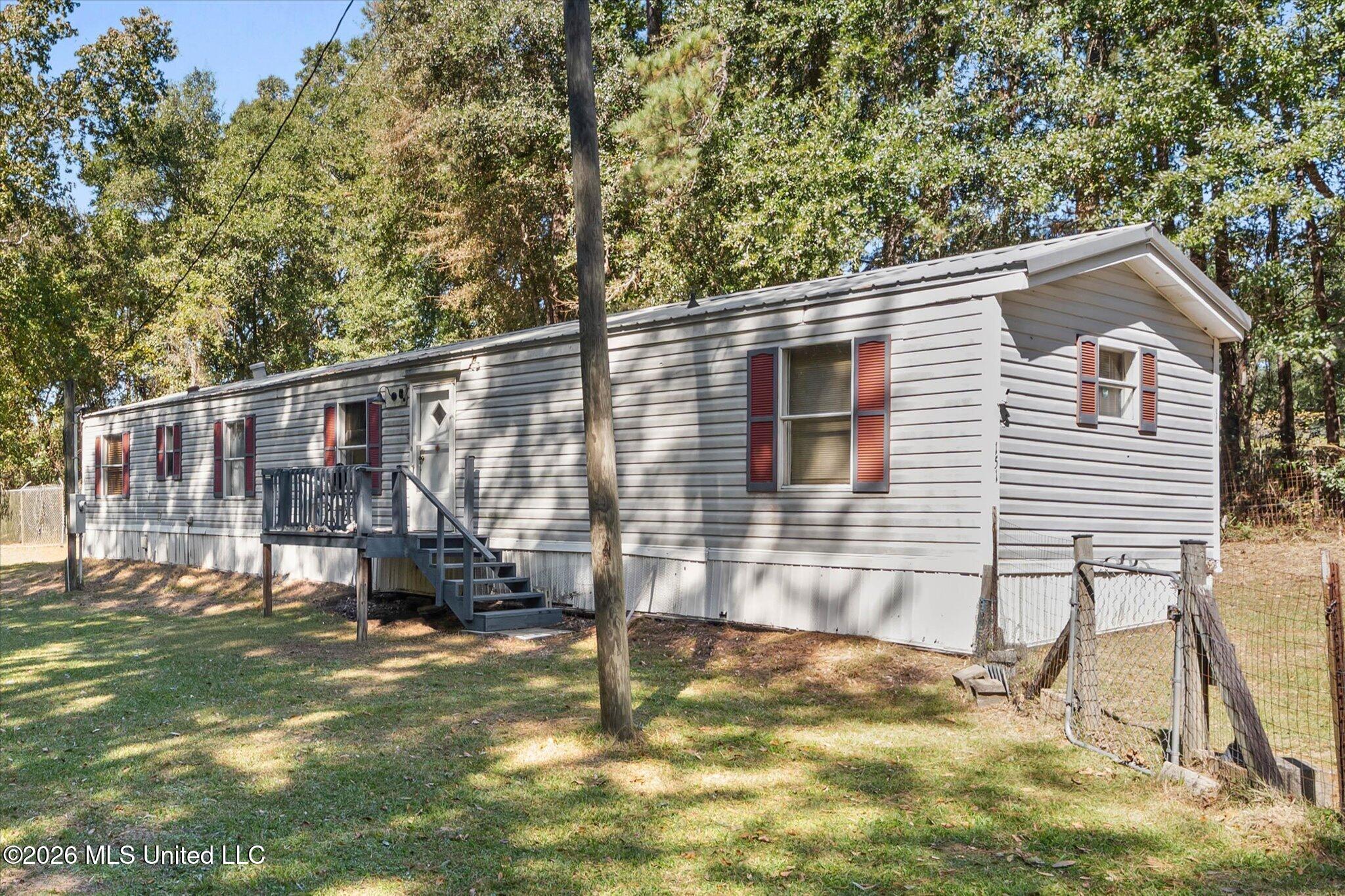 151 Tom Hempstead Road — photo