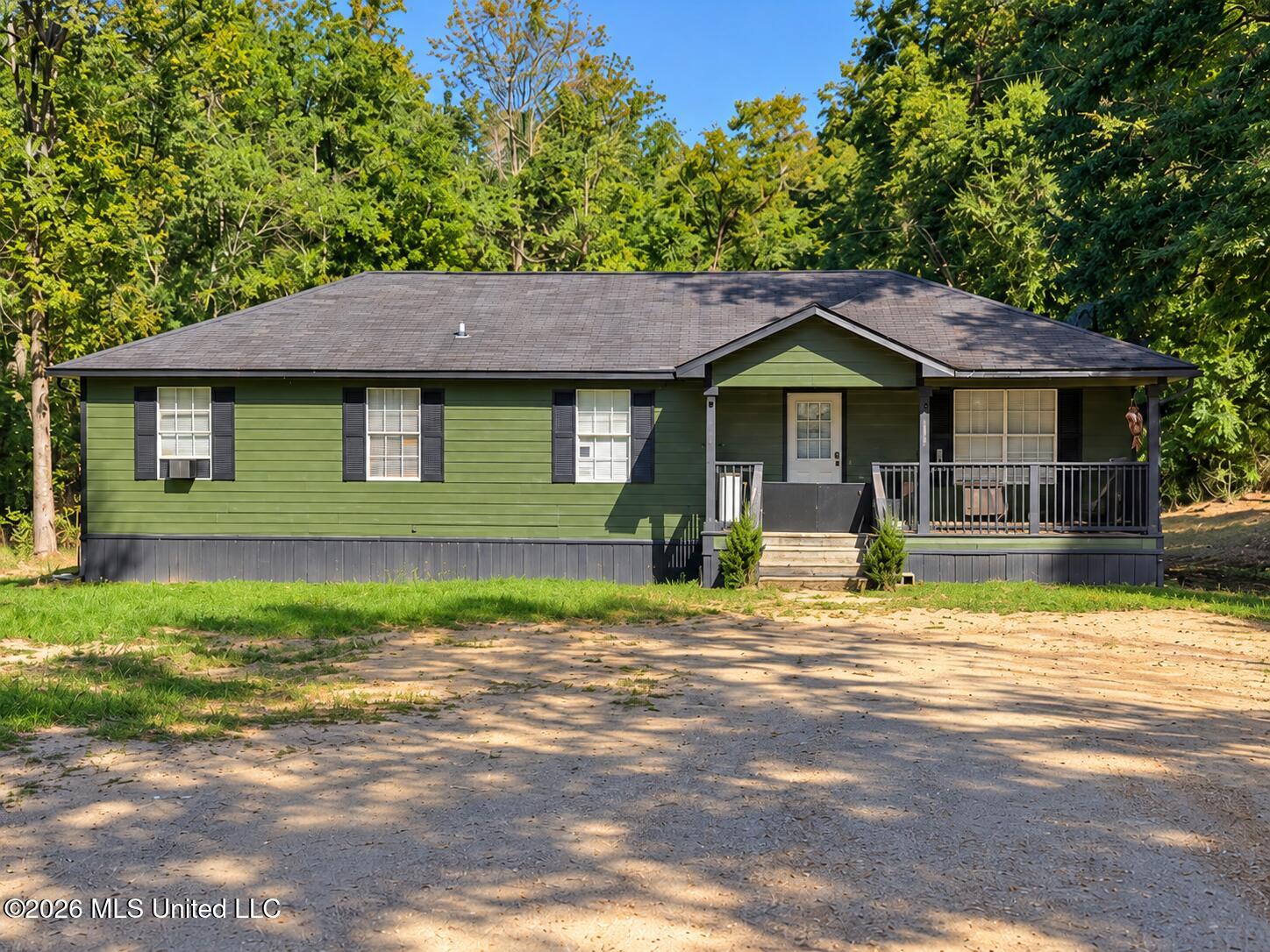 118 Howard Road — photo