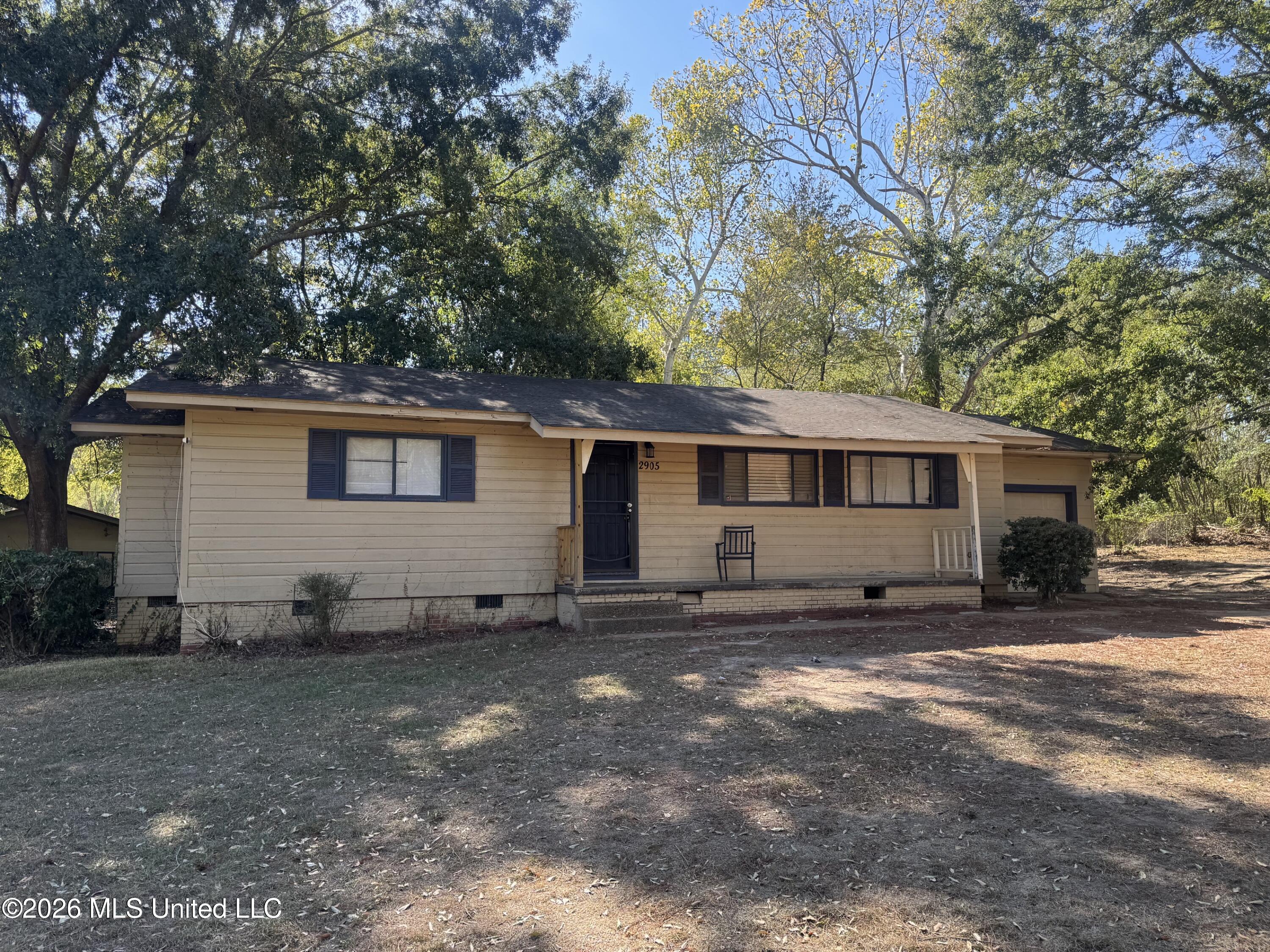 2905 Lakewood Drive — photo