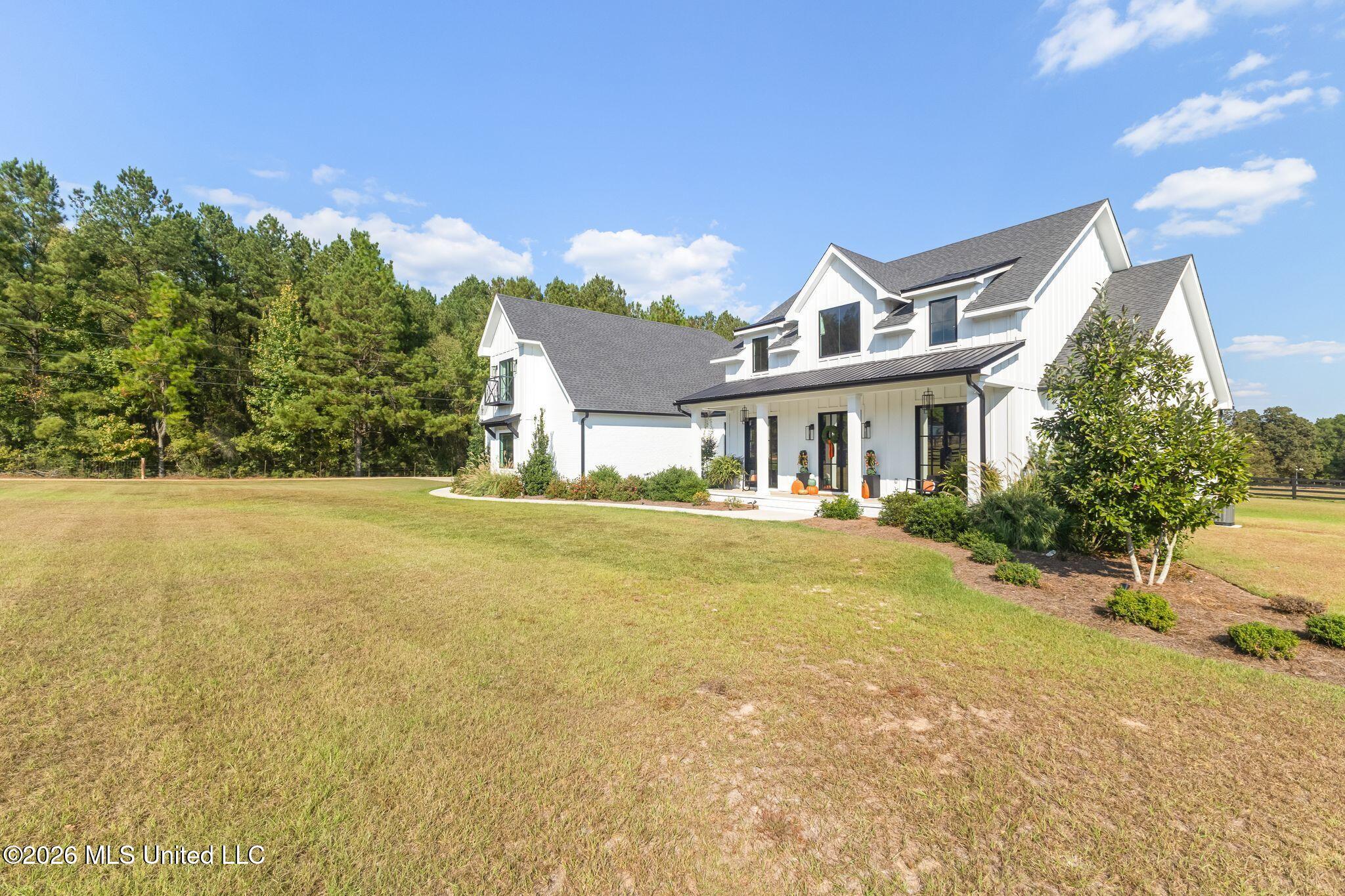 8 Grady, Sumrall, MS 39482 — photo 3