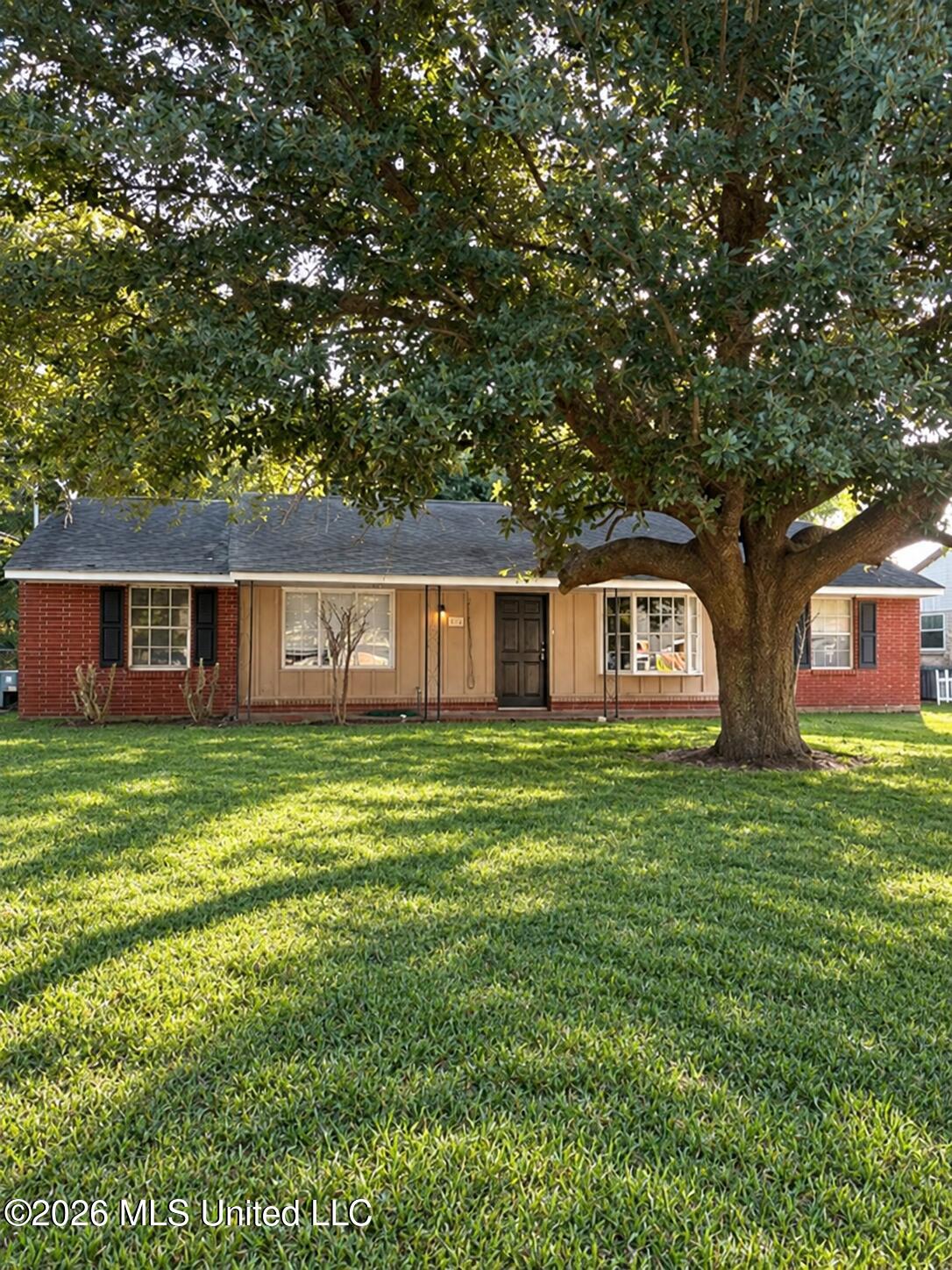 7116 Richmond Drive — photo