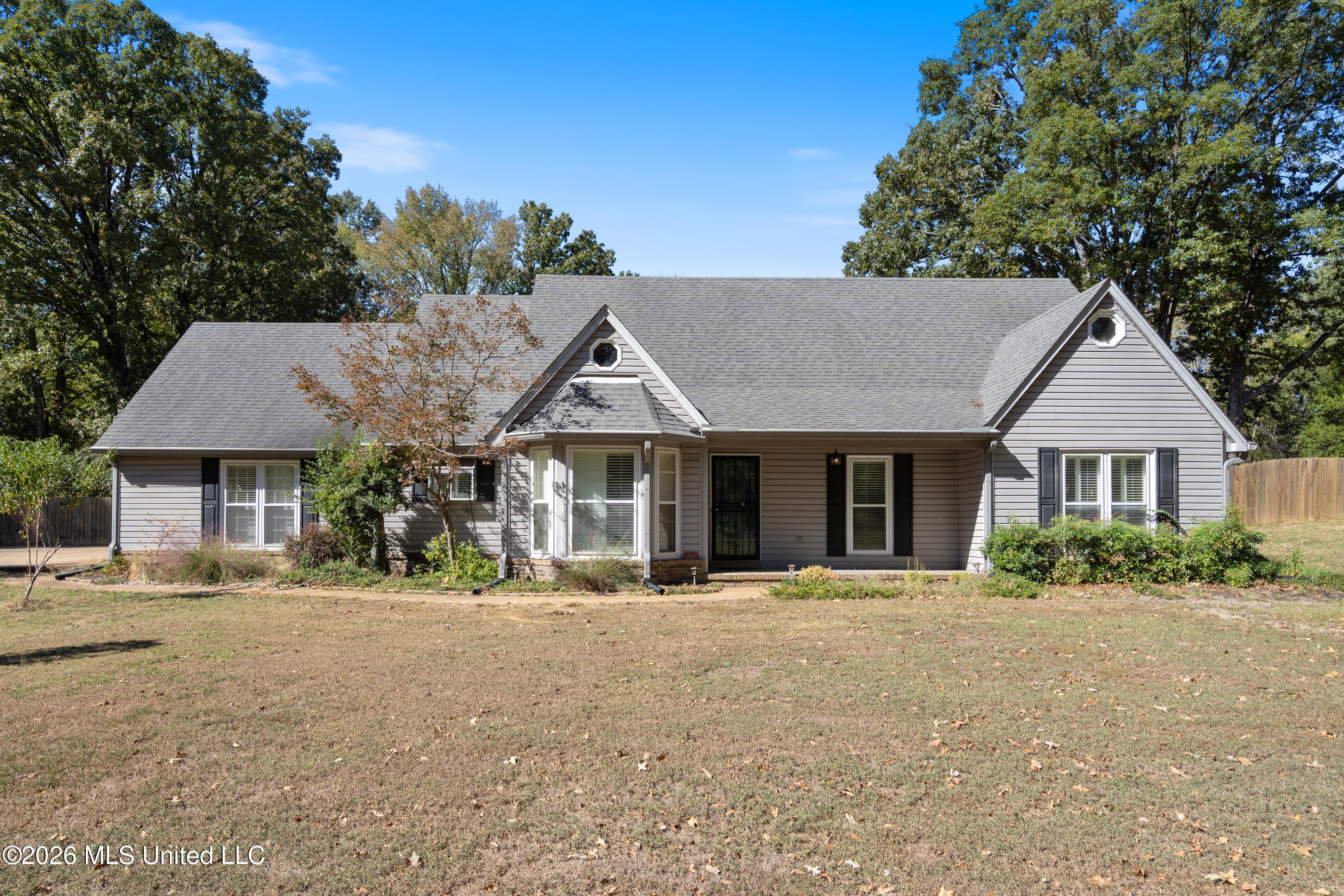 1571 Single Tree Drive — photo