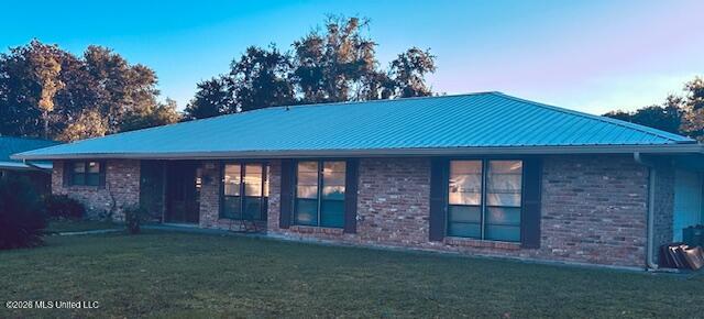 126 W Azalea Drive — photo