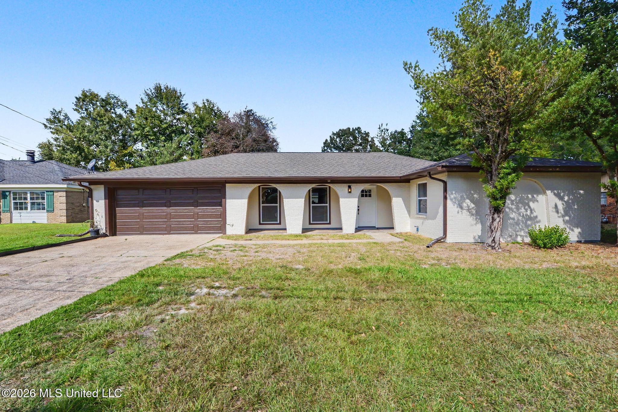 757 Canterbury Drive — photo