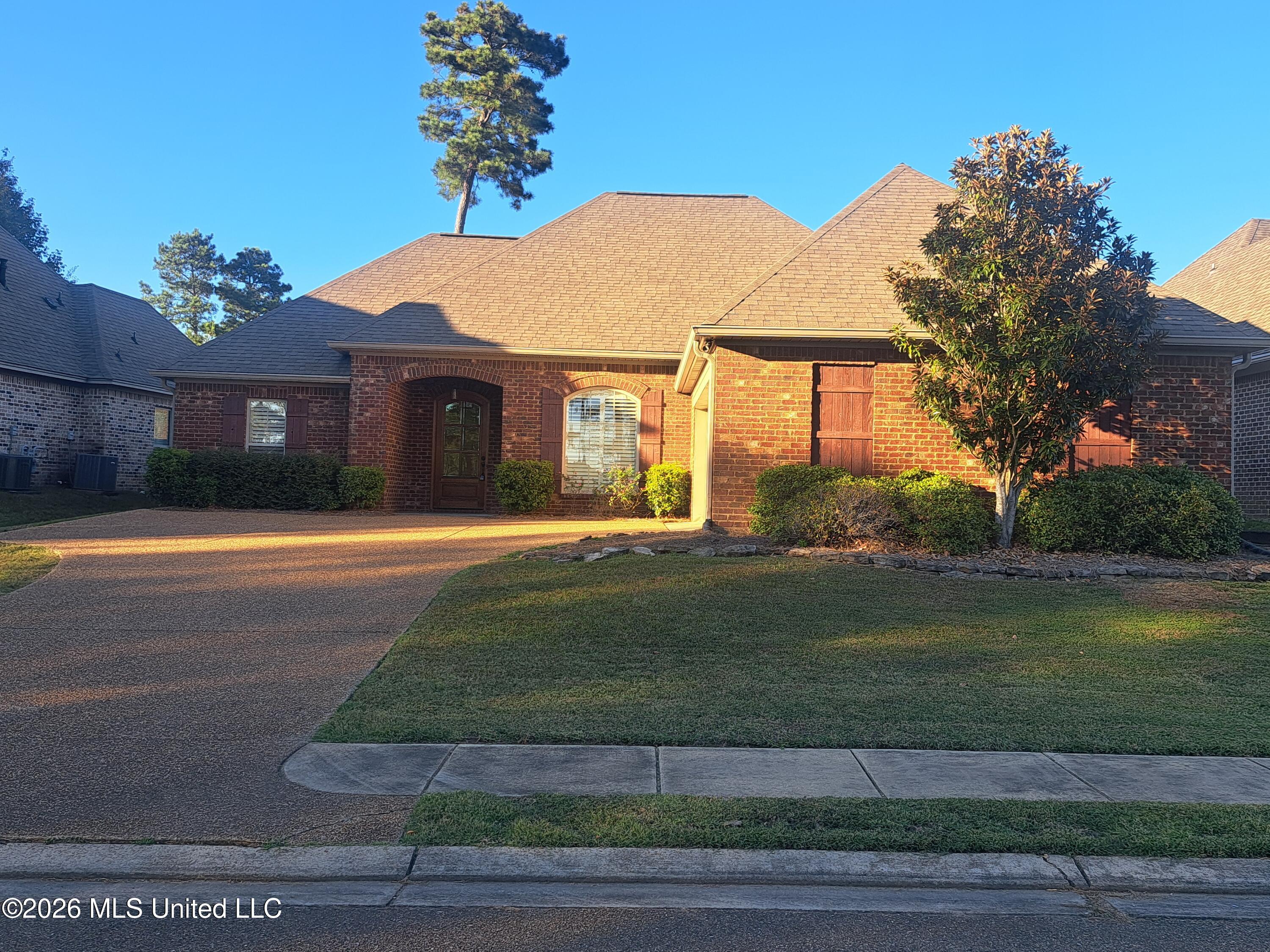 647 Hidden Hills Crossing — photo